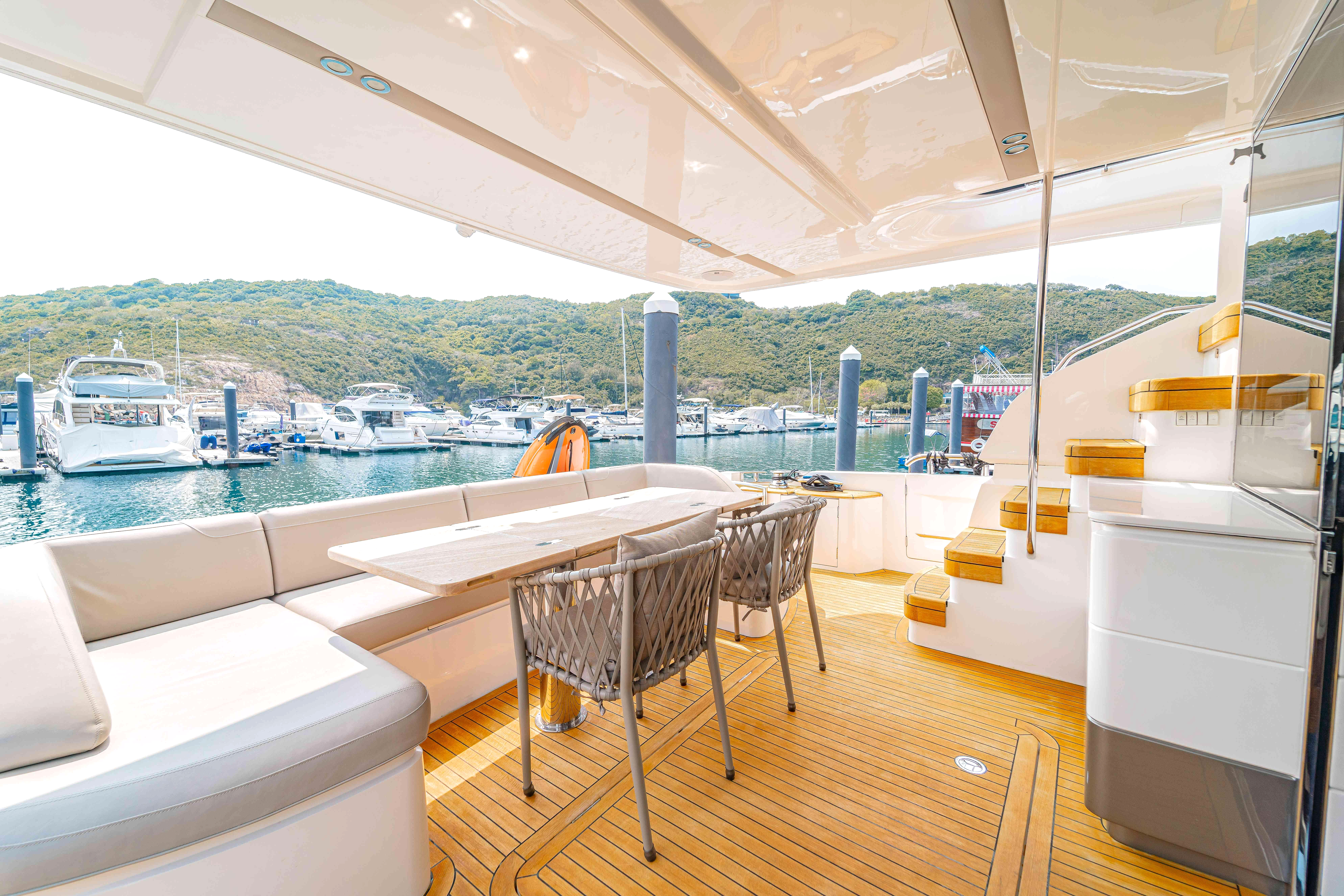 2021 Princess F70 à vendre (photo 10)