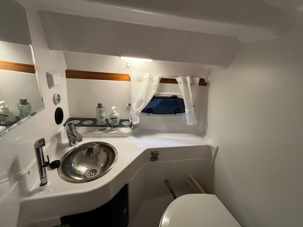 2022 Aquador 28 HT for sale (photo 9)