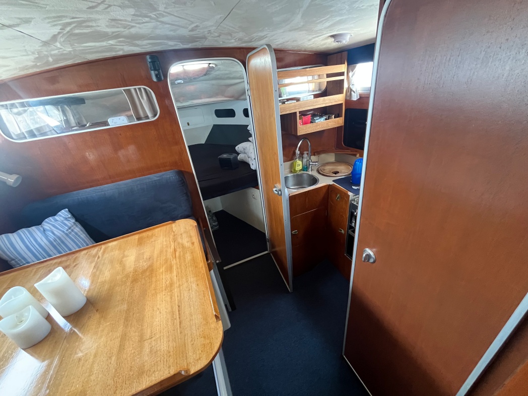 1986 Princess 30DS for sale (photo 7)