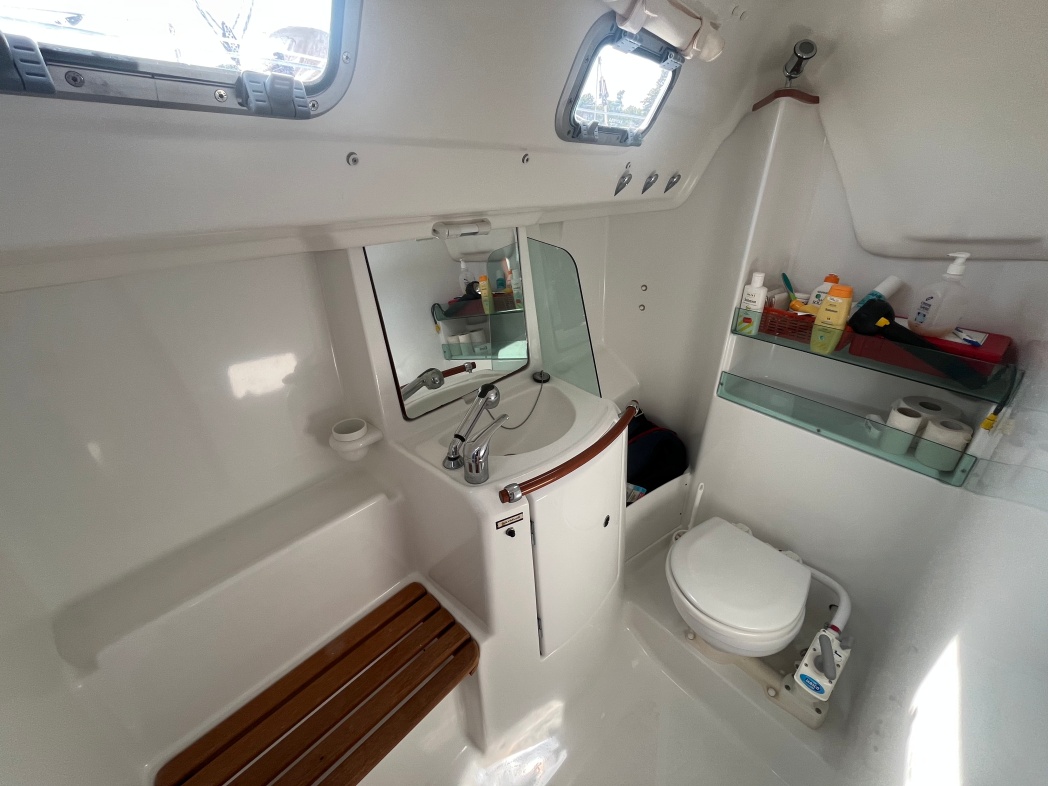2006 Beneteau Oceanis 323 Clipper en venta (photo 17)