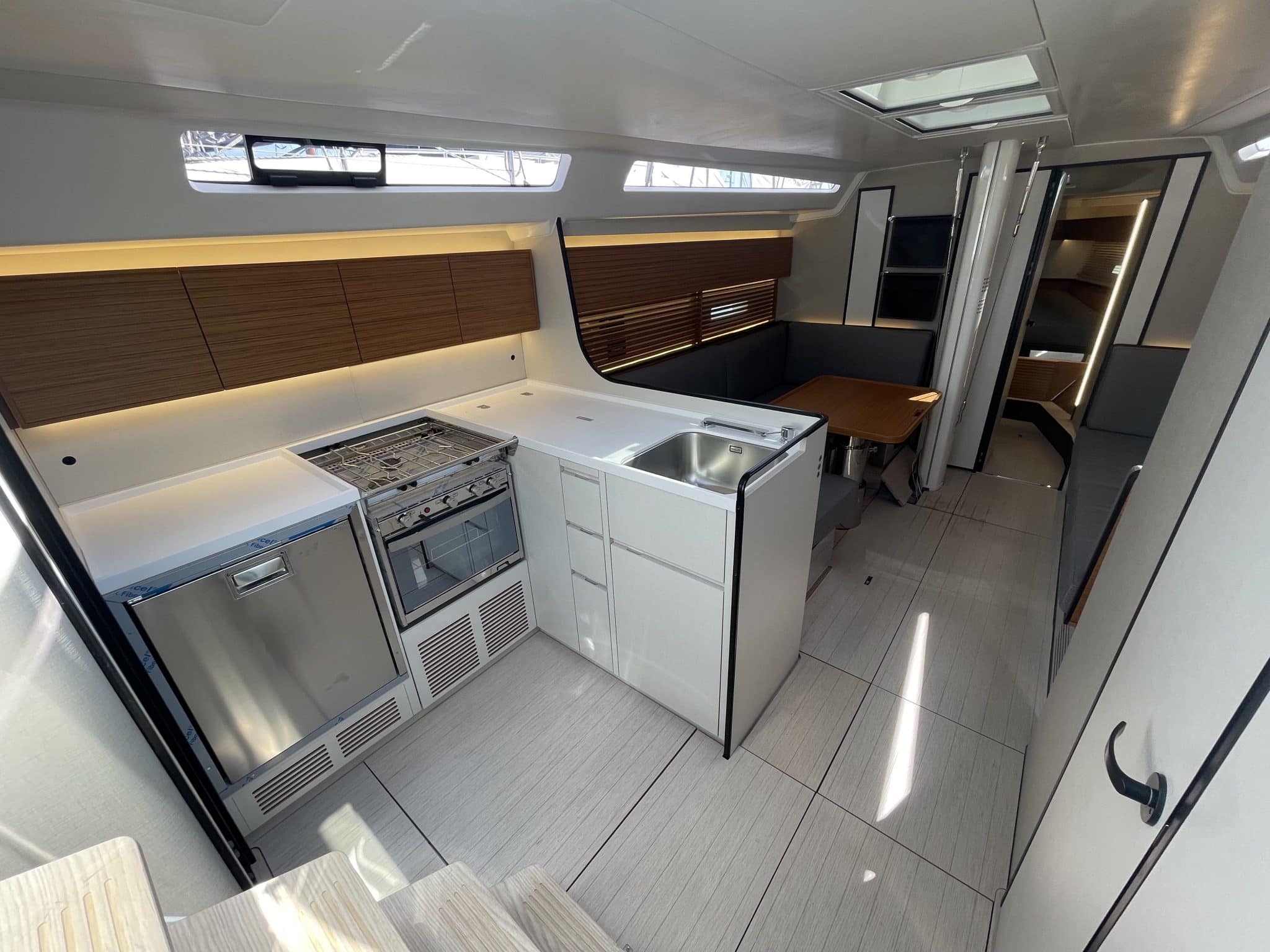2023 Italia Yachts 12.98 Bellisima na sprzedaż (photo 3)
