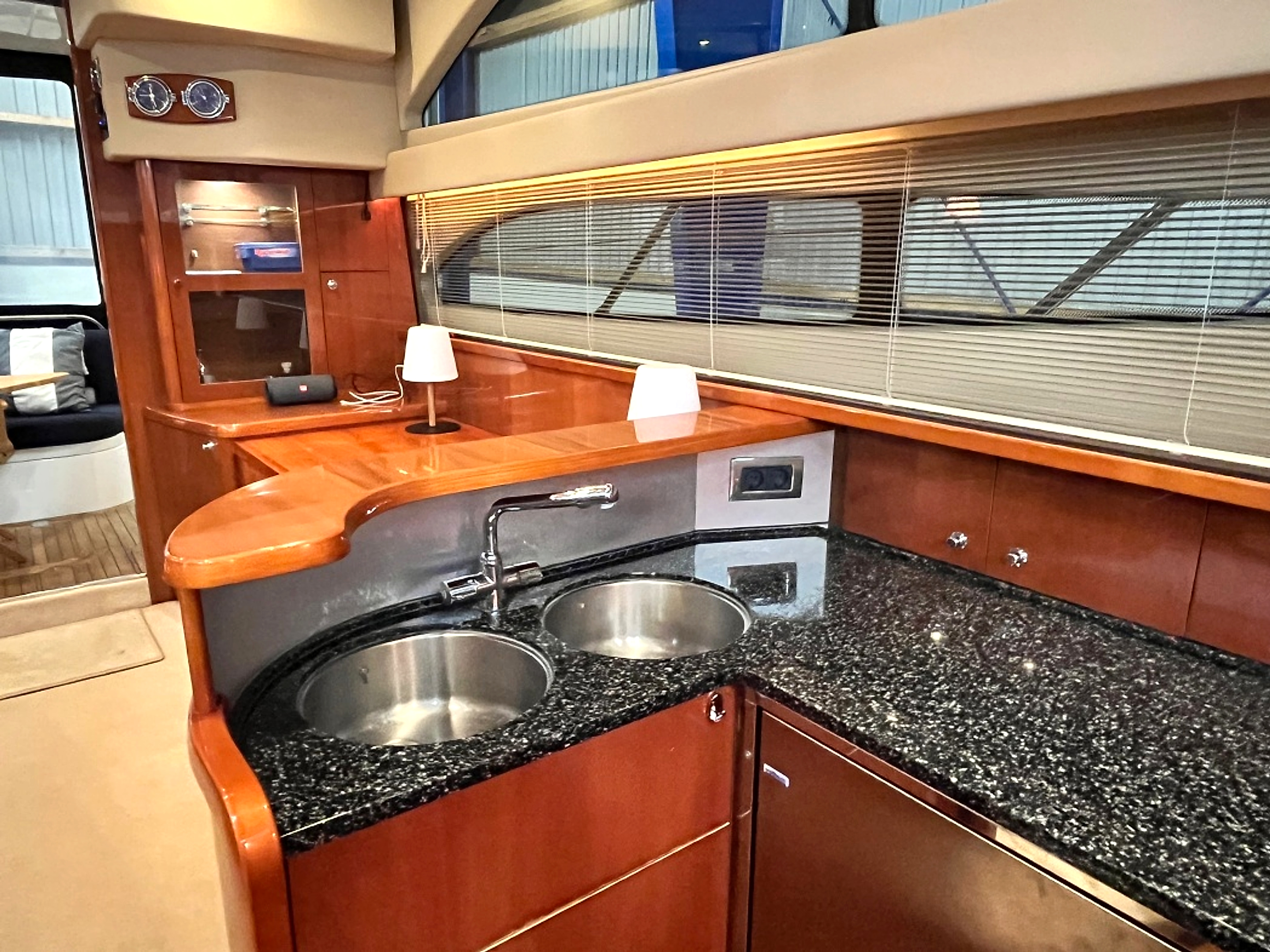 2007 Princess P45 Flybridge Mkii for sale (photo 13)