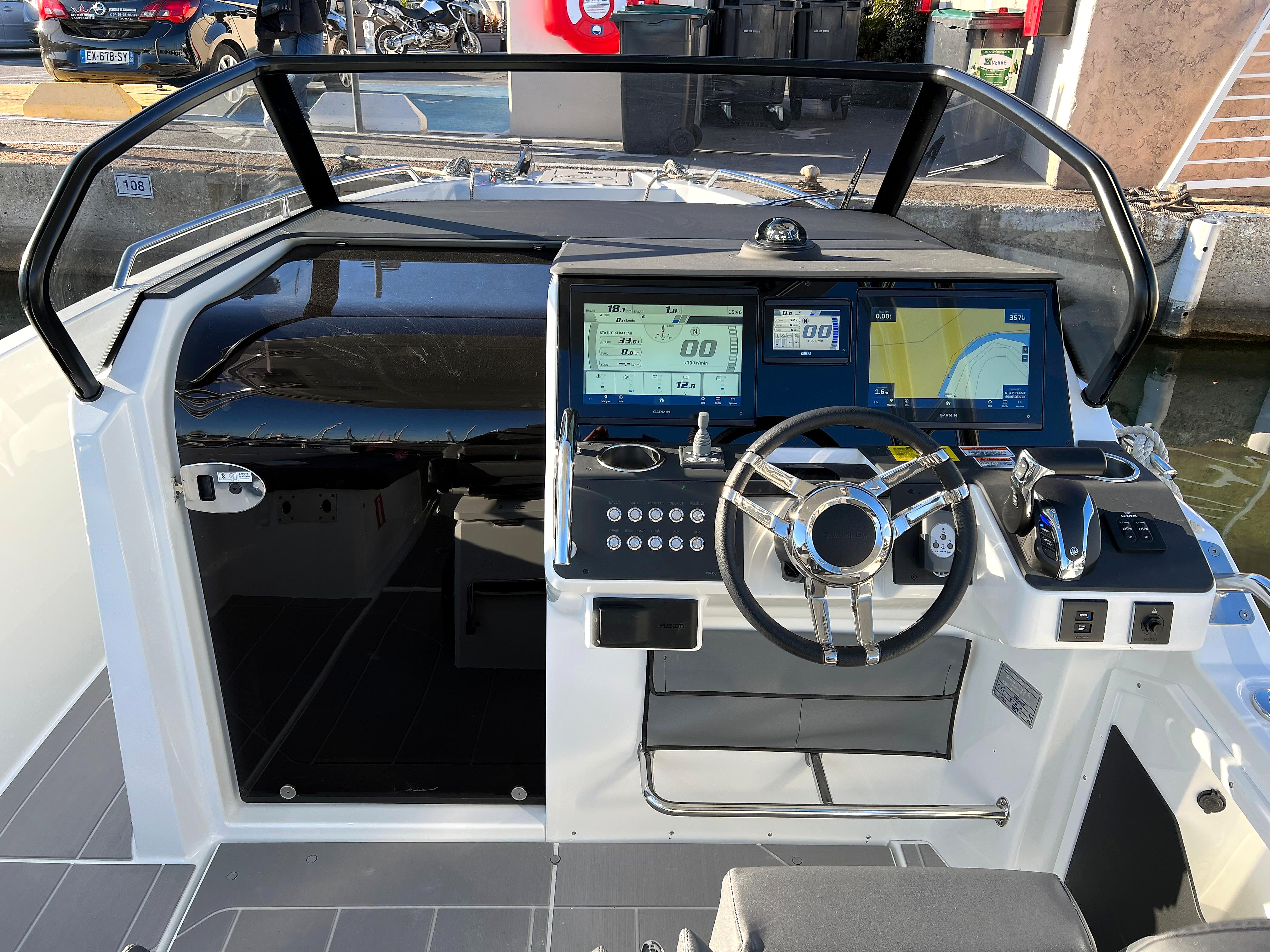 2025 Quarken 27 T-top zu verkaufen (photo 4)