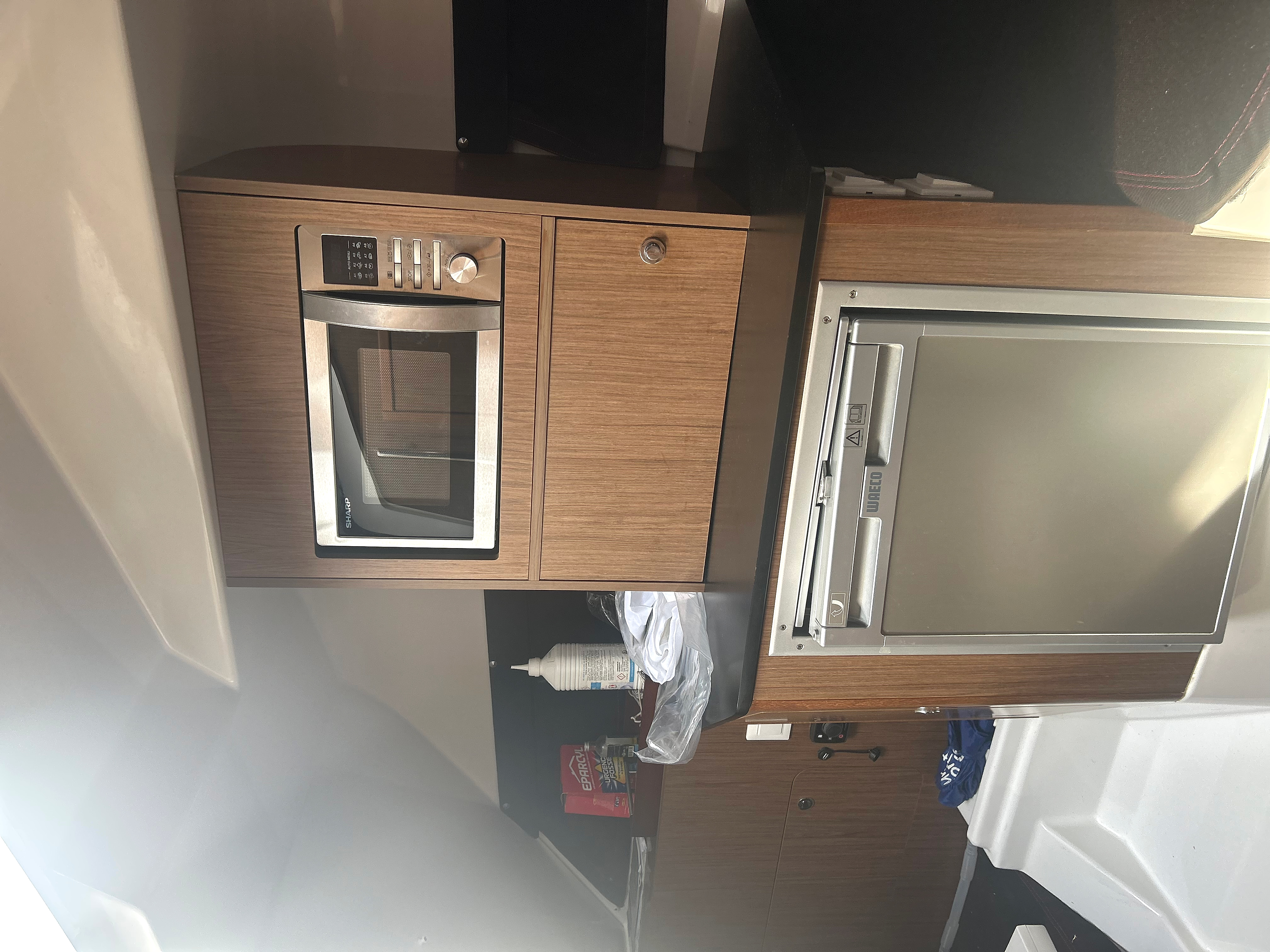 2016 Beneteau Flyer 8.8 Sundeck in vendita (photo 4)