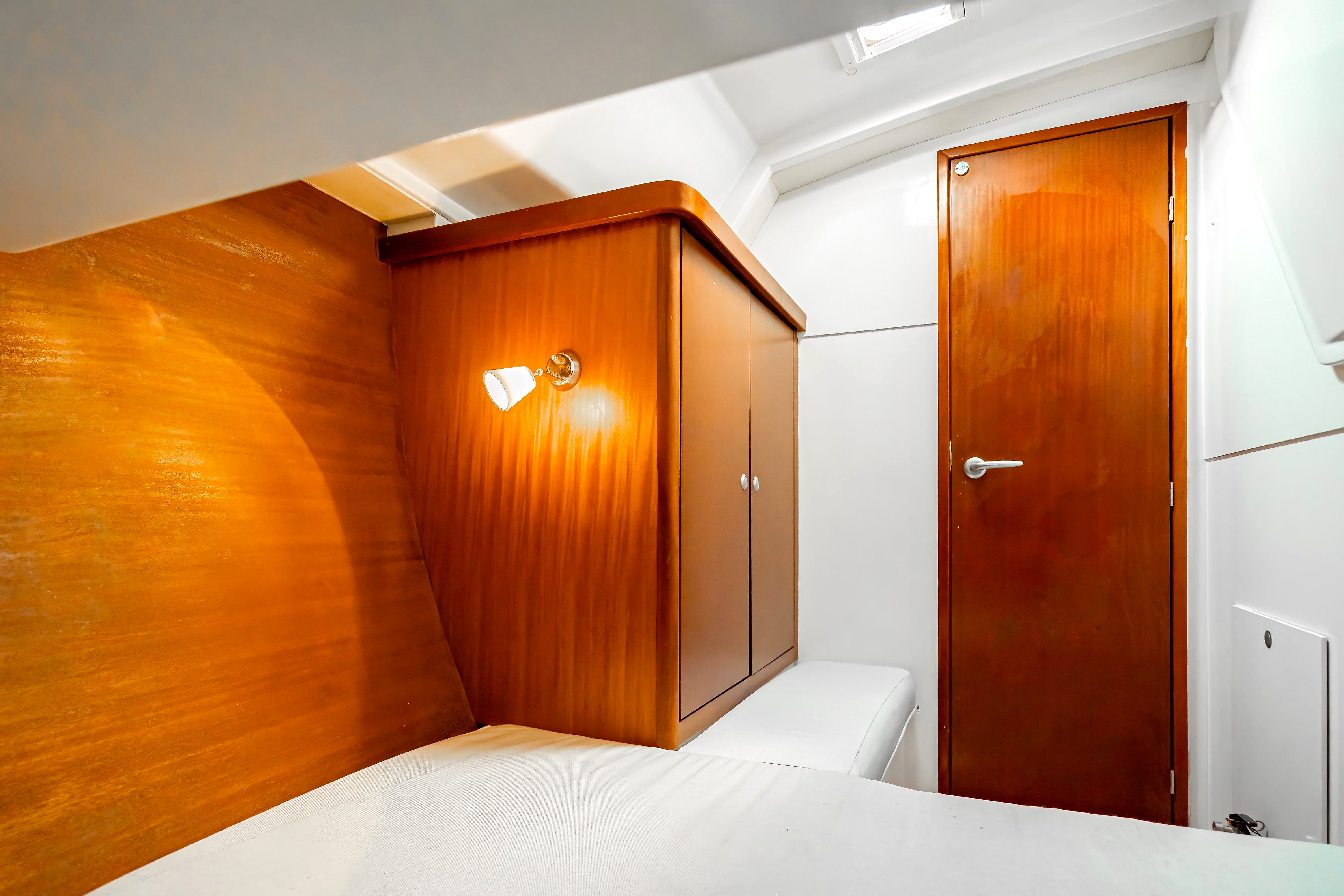 2011 Hanse 400 "le Figuier" for sale (photo 10)