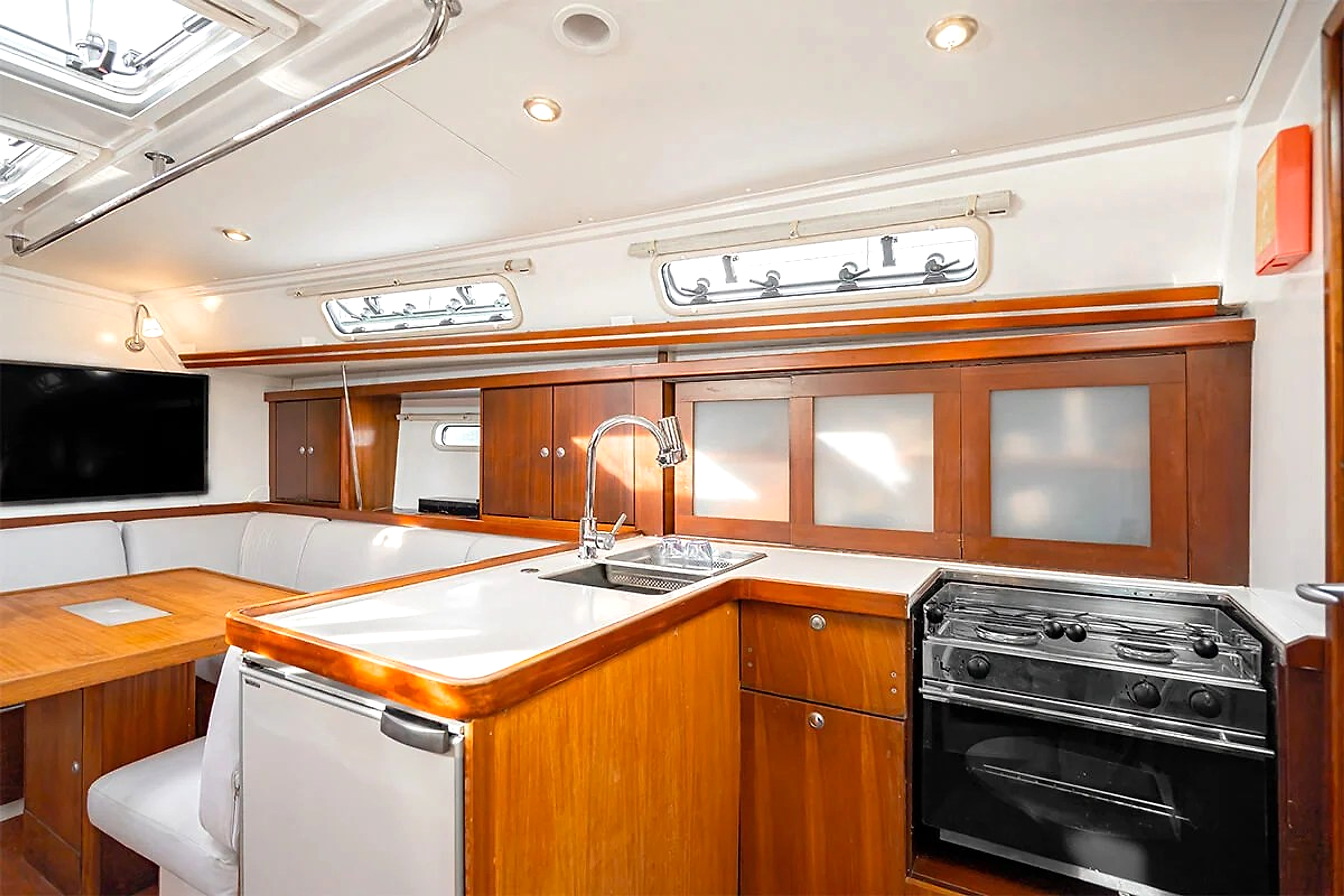 2011 Hanse 400 "le Figuier" for sale (photo 17)