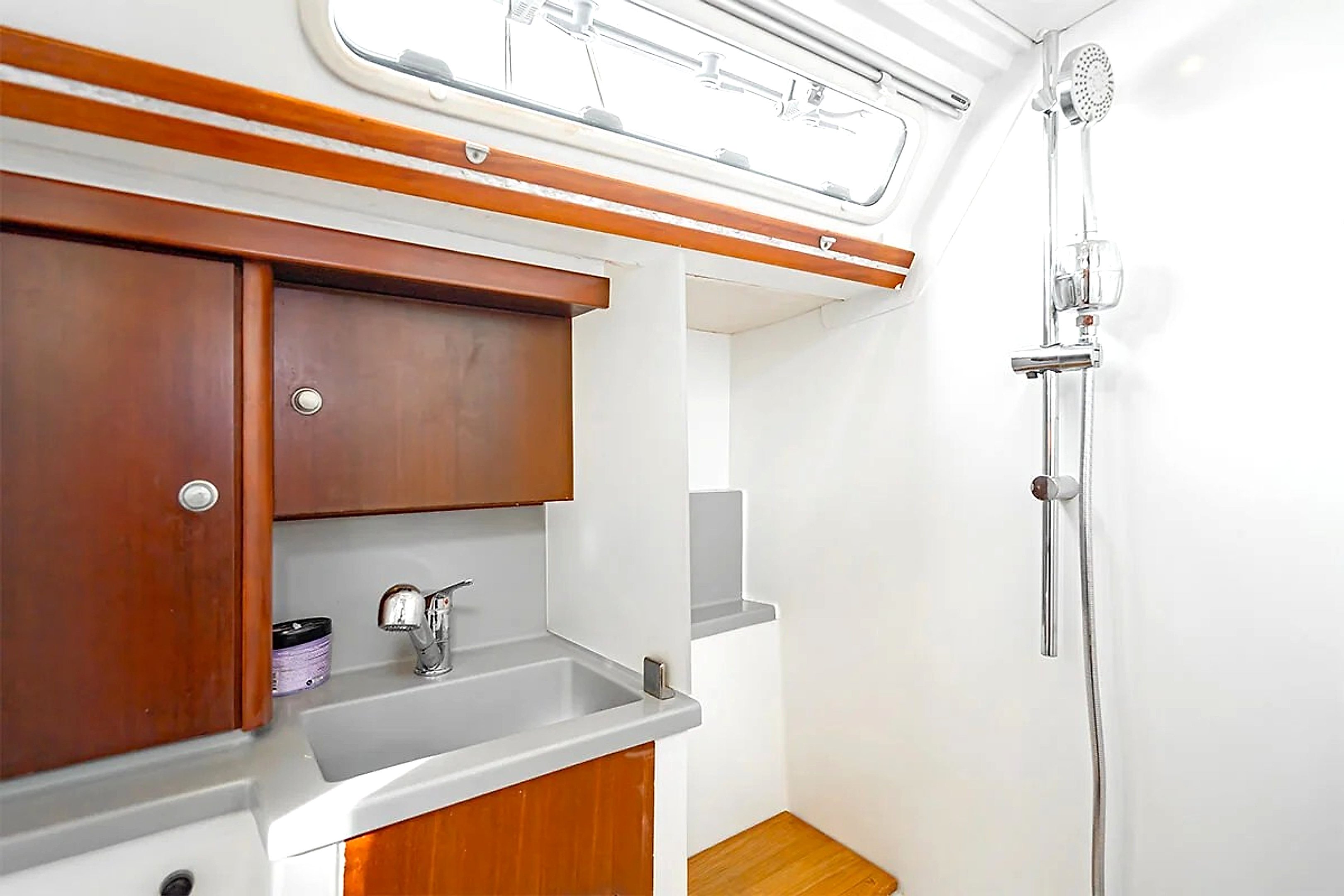 2011 Hanse 400 "le Figuier" for sale (photo 20)