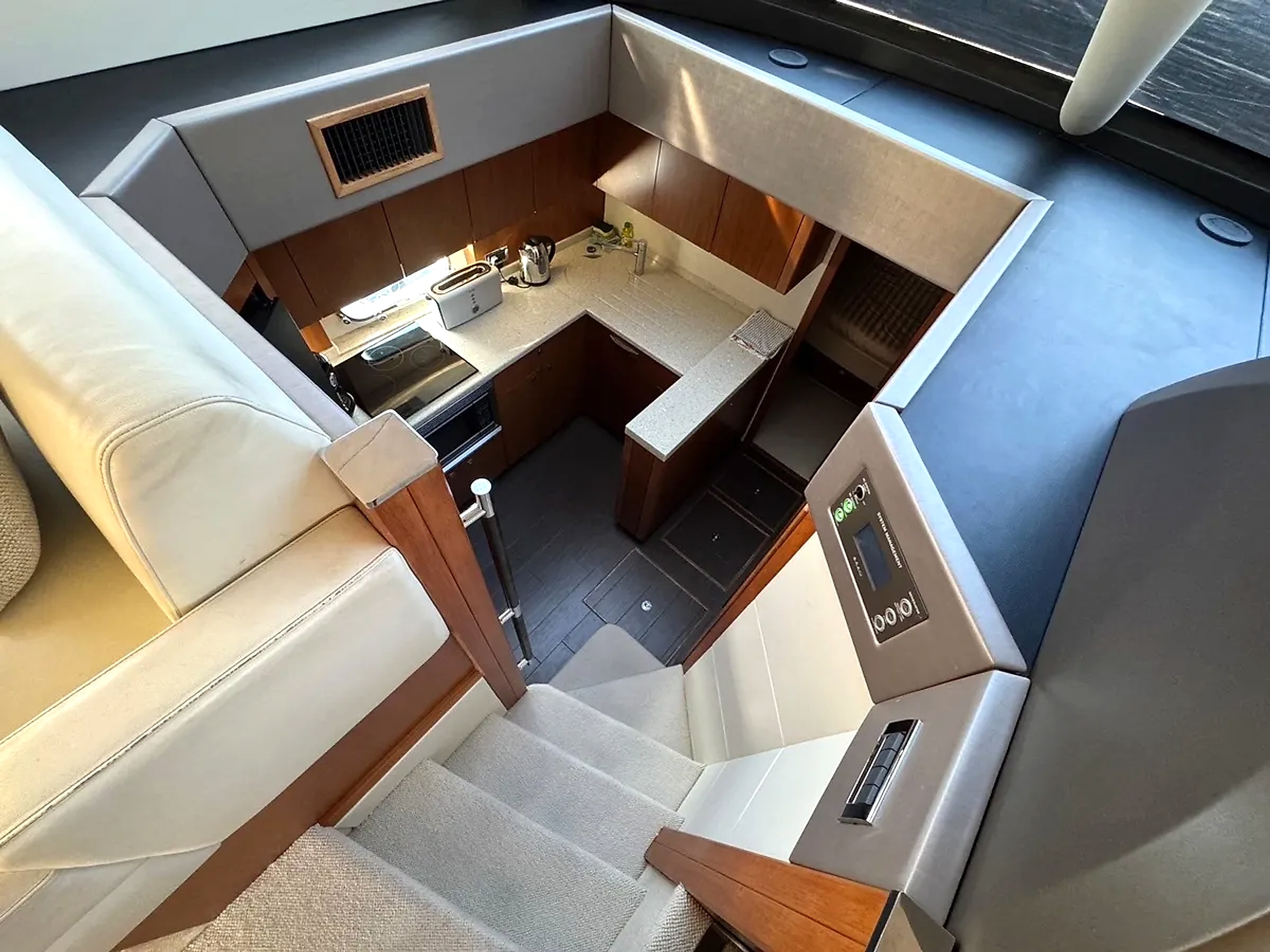 2013 Sunseeker Manhattan 53 na sprzedaż (photo 9)