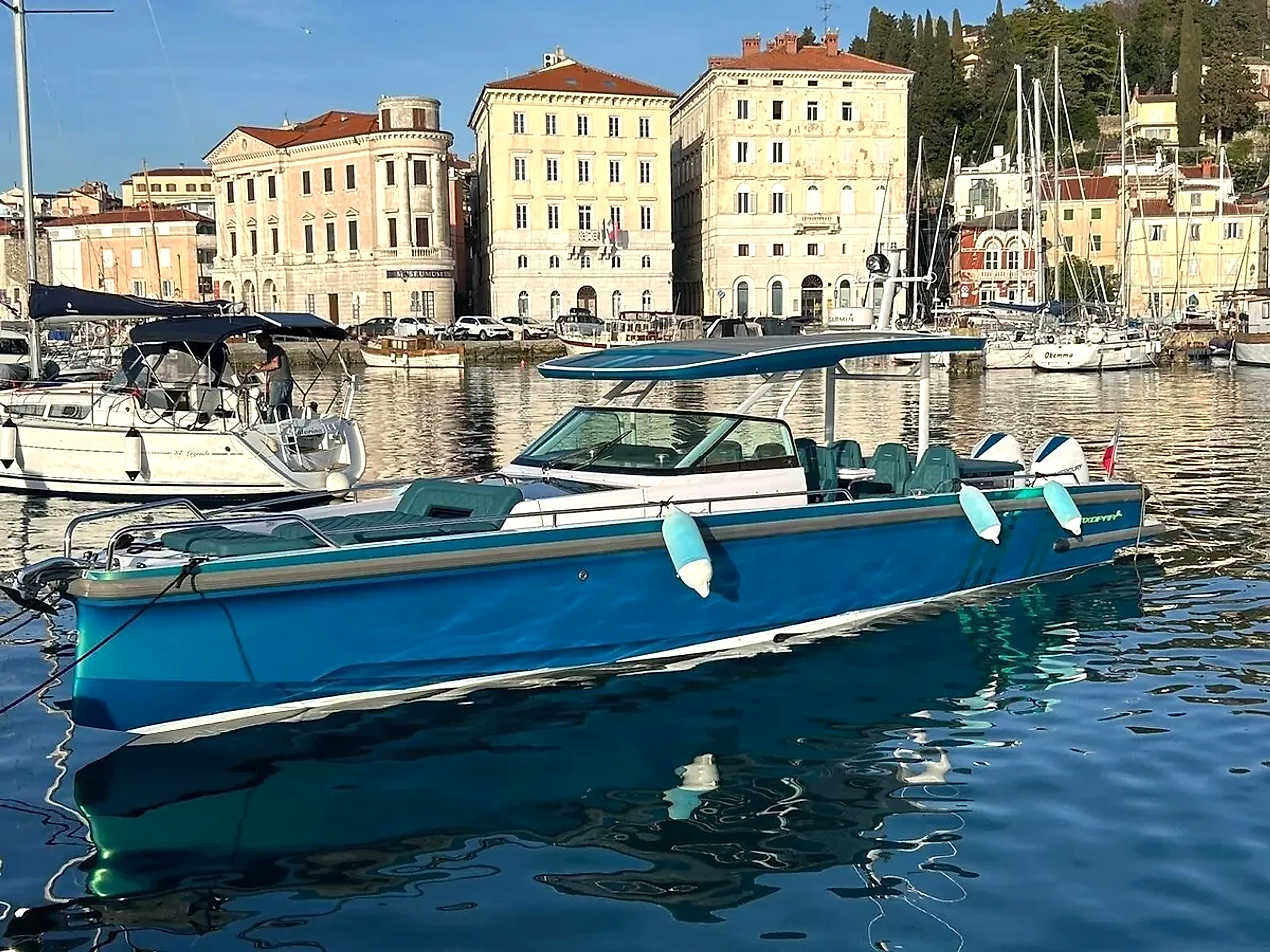 2022 Axopar 37 Sun Top te koop (photo 1)