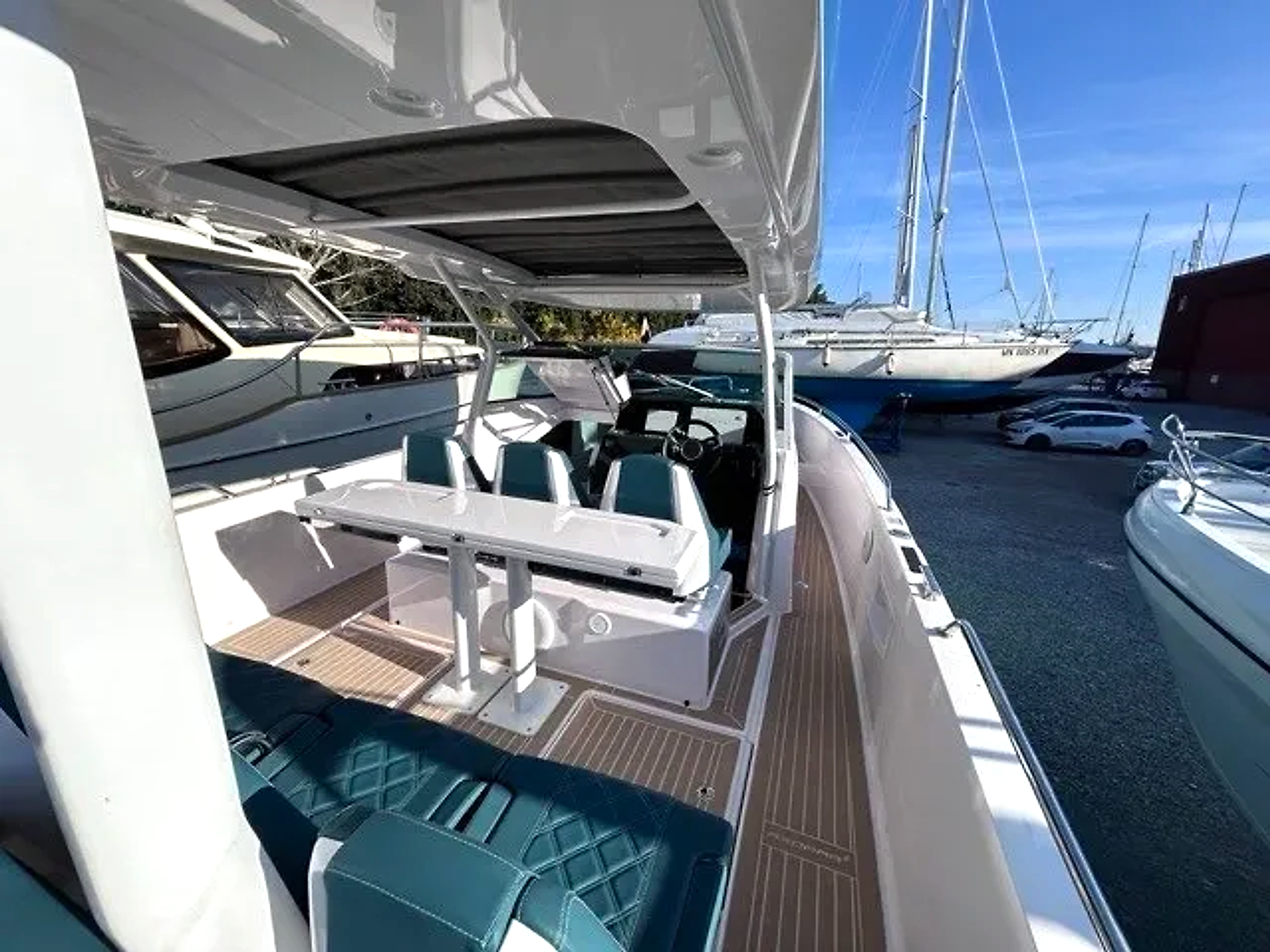 2022 Axopar 37 Sun Top te koop (photo 3)