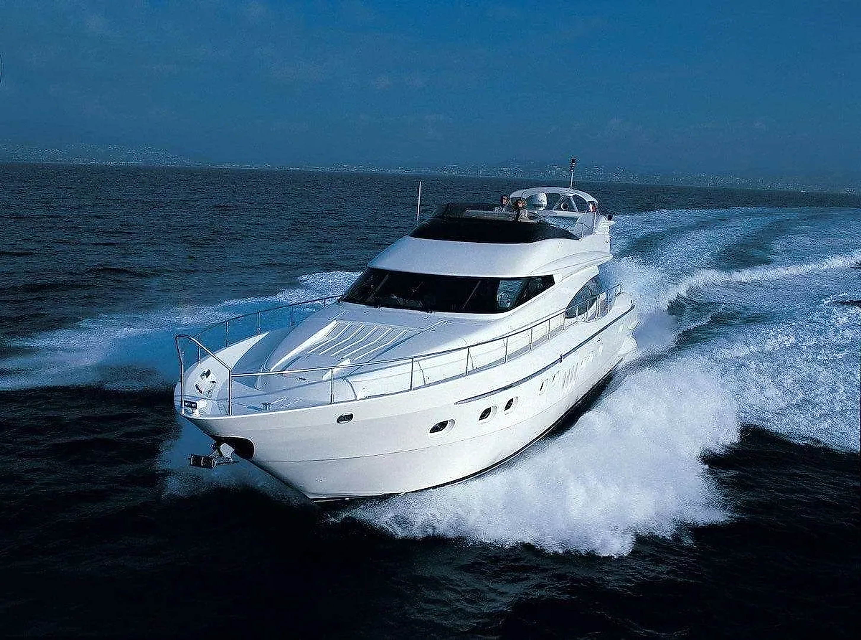 2004 Ladenstein 72 for sale (photo 7)