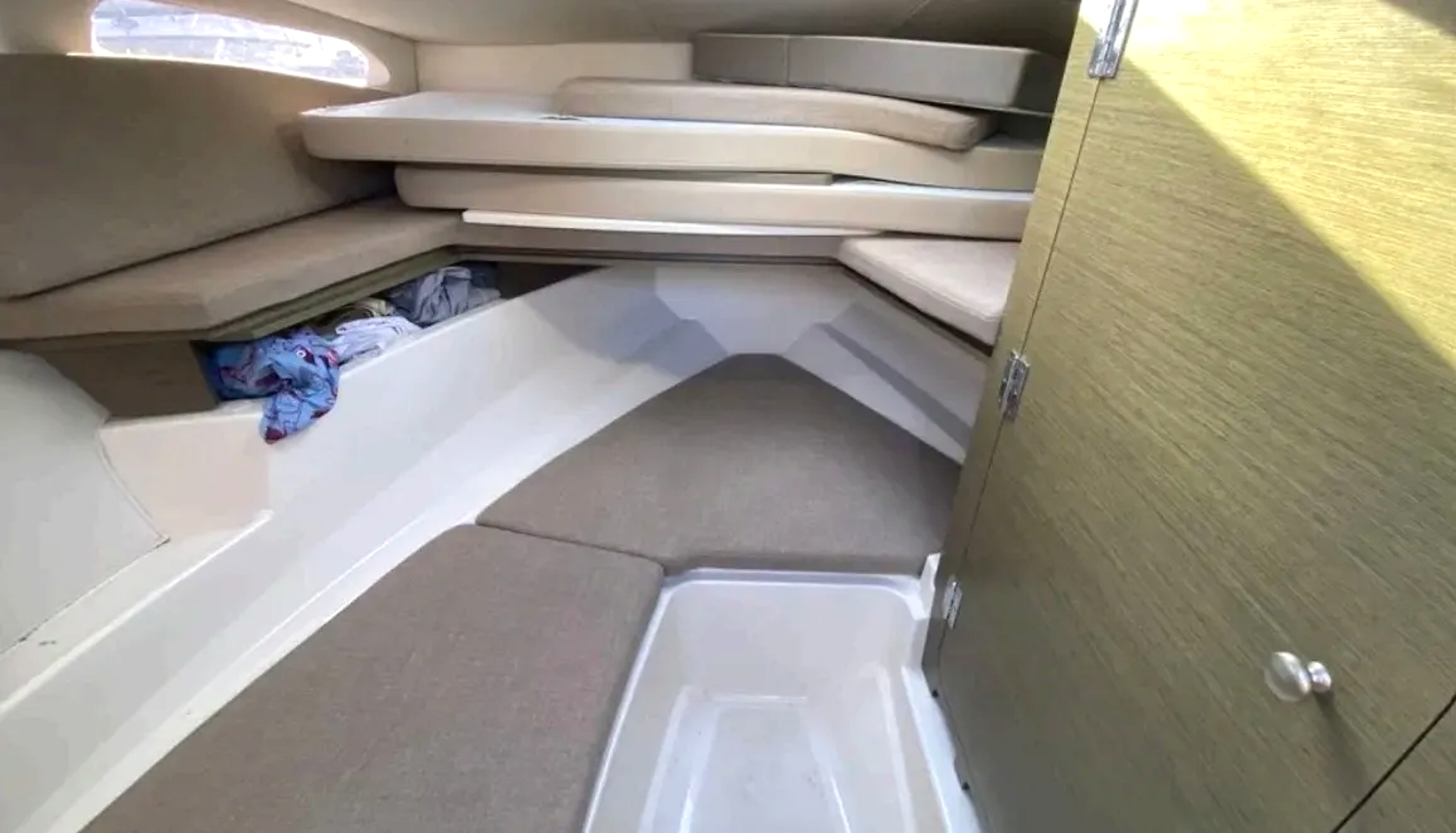 2019 Bayliner Vr6 Cuddy zu verkaufen (photo 9)