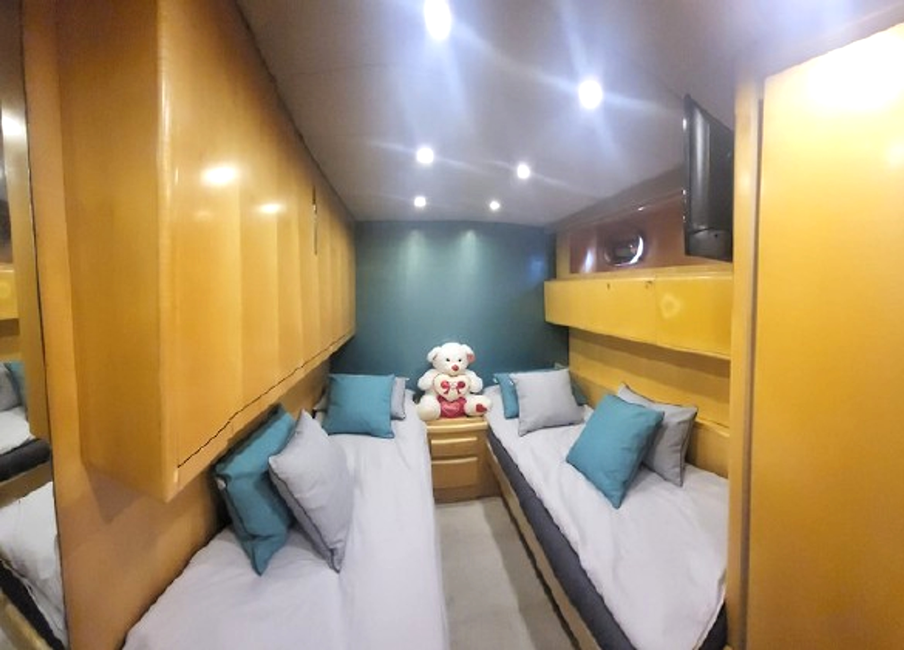 2002 Leopard 23 Sport te huur (photo 6)