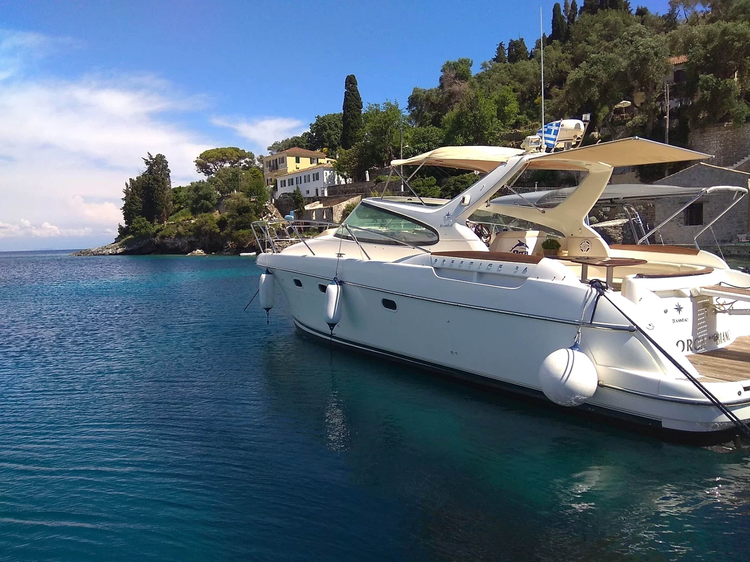 2026 Jeanneau Prestige 34 S zu chartern (photo 2)