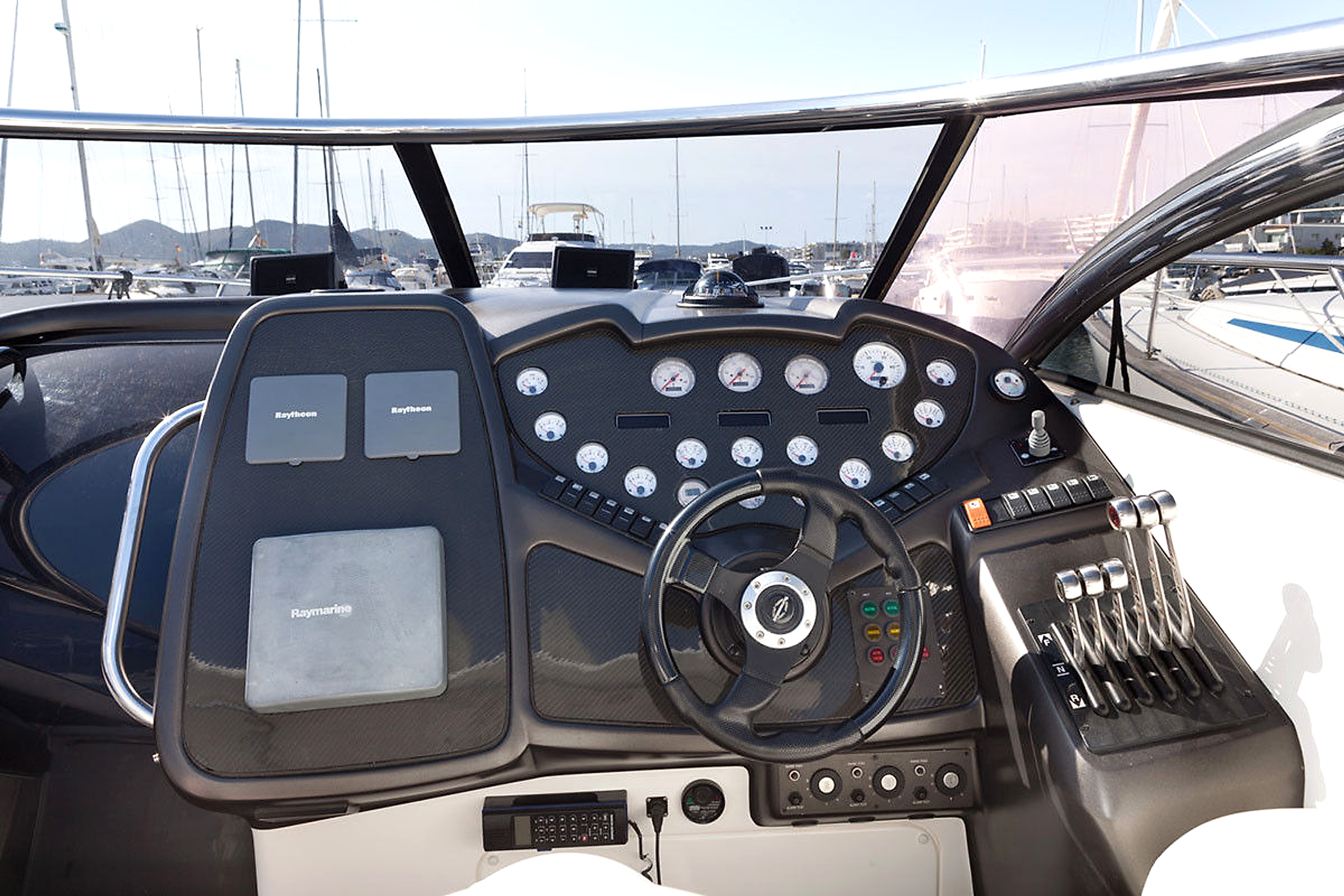 2026 Sunseeker Superhawk 48 en alquiler (photo 7)