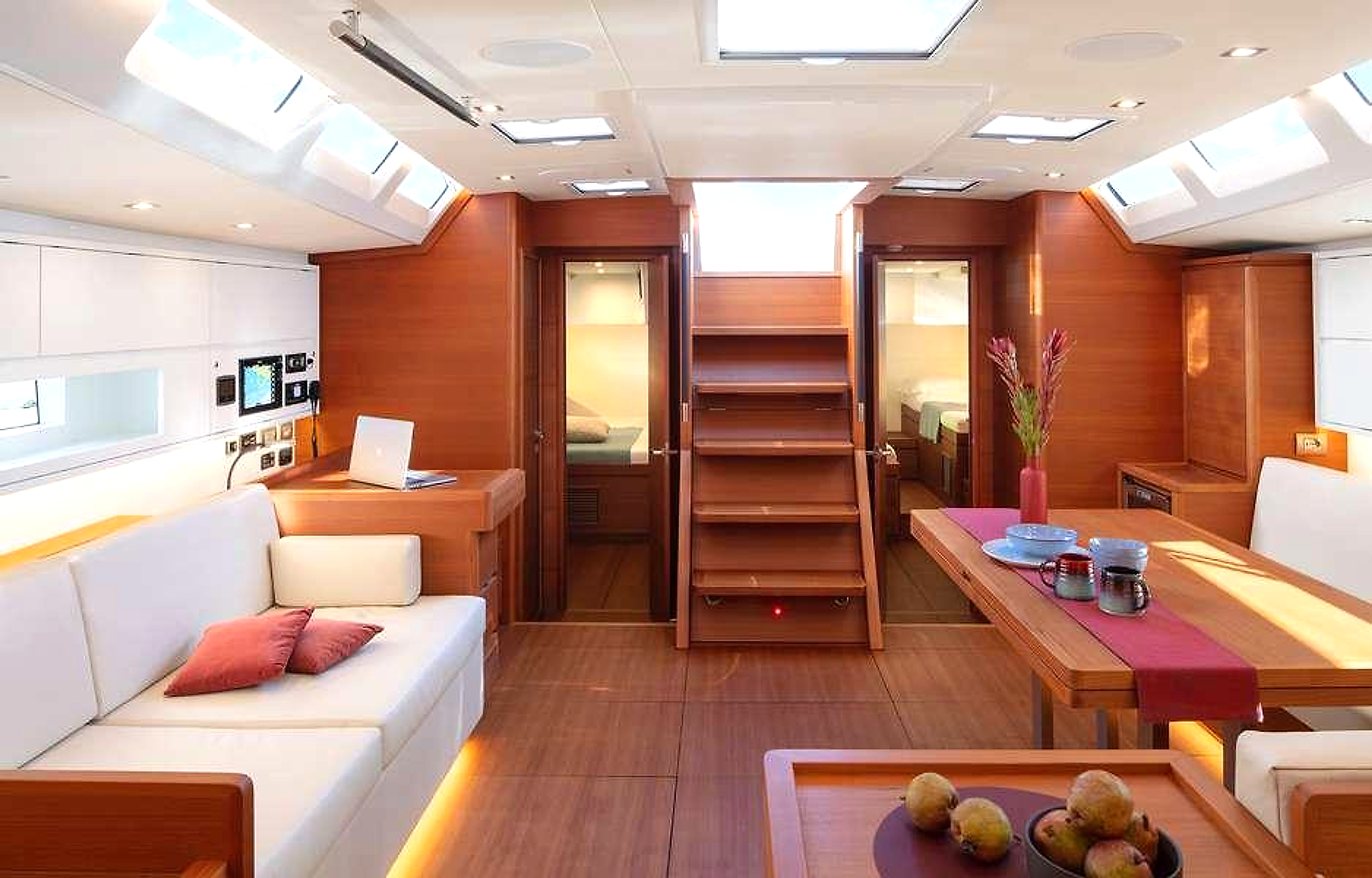 2026 Solaris 60 te huur (photo 3)