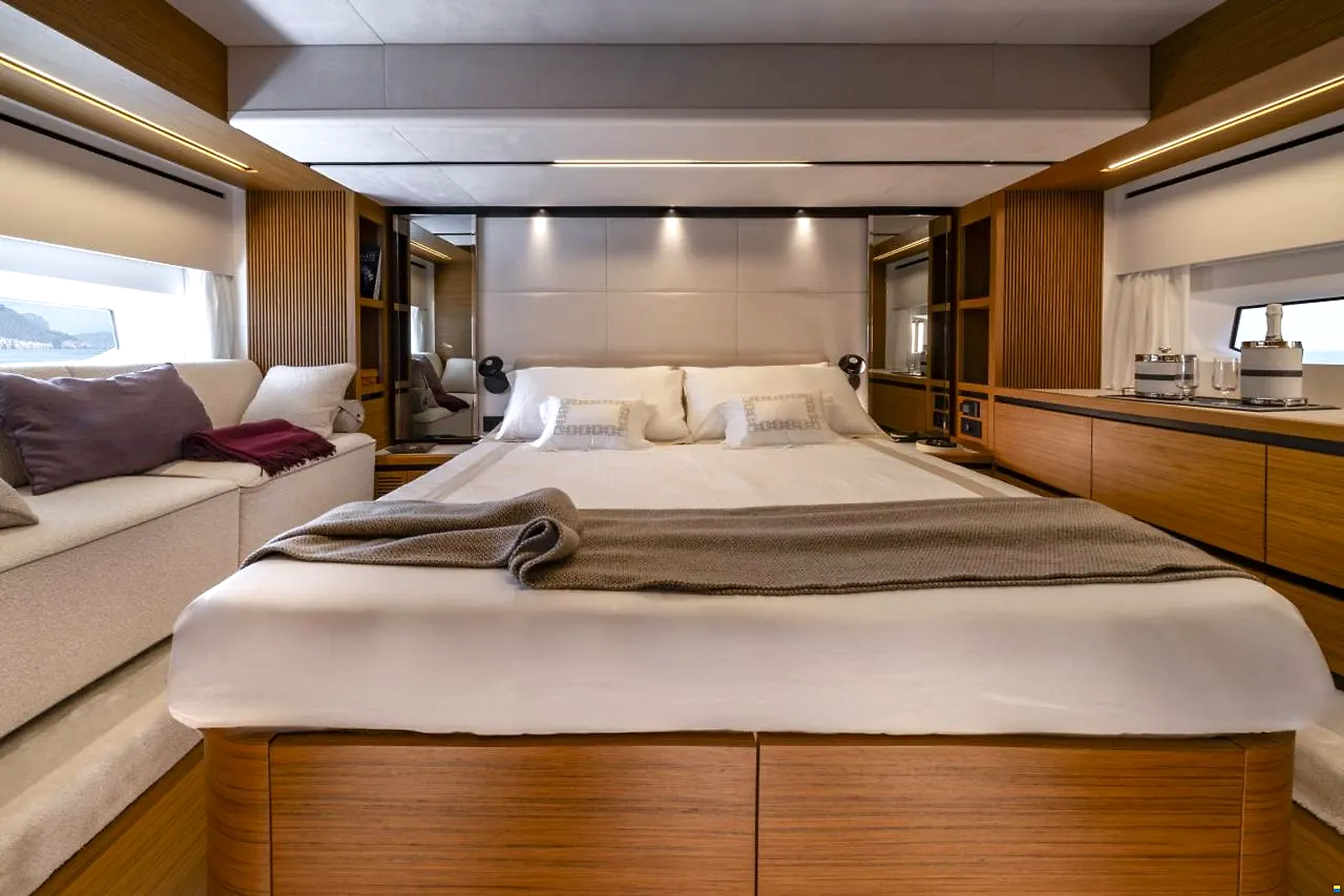 2026 Solaris 60 te huur (photo 4)