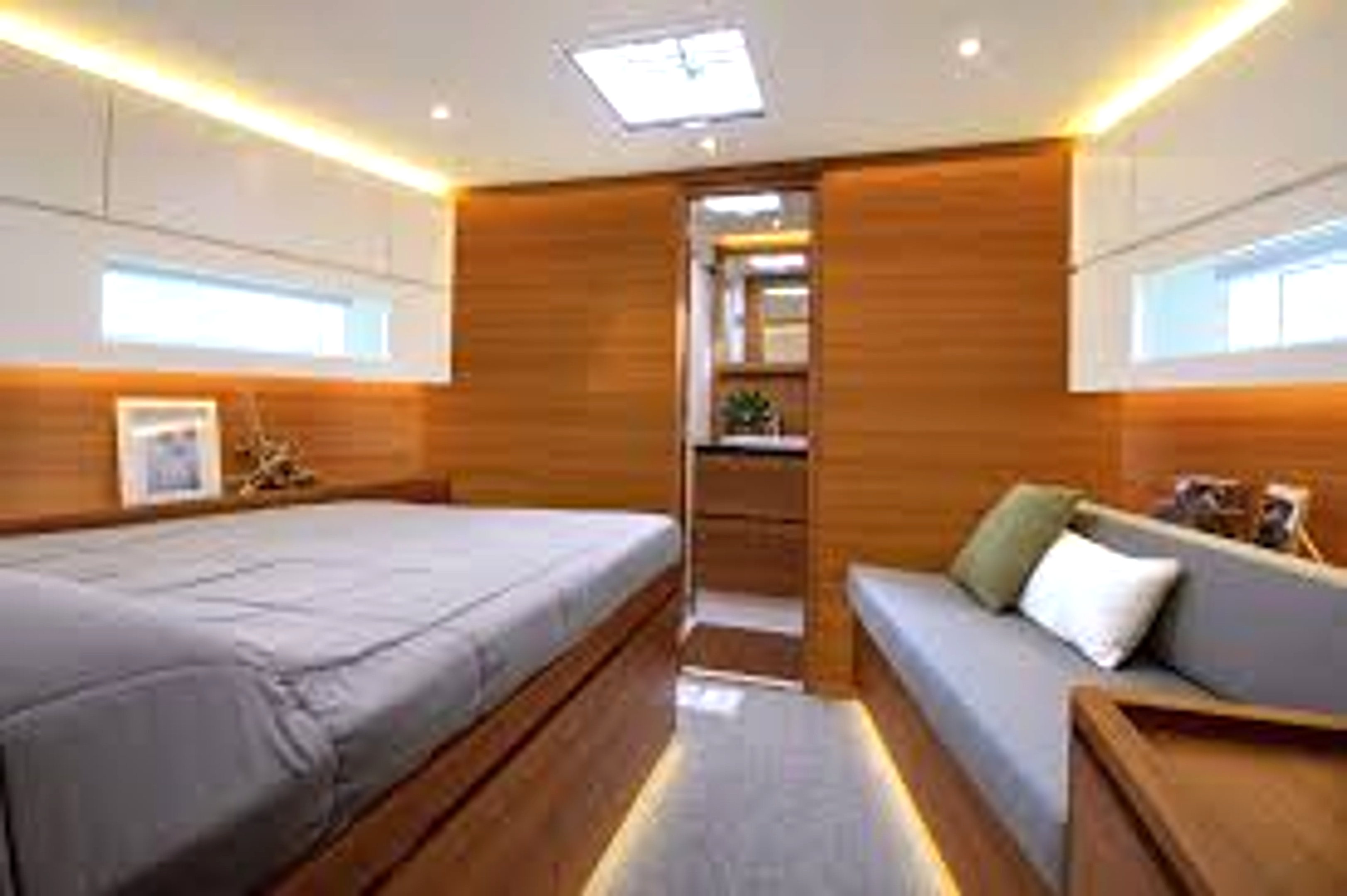 2026 Solaris 60 te huur (photo 8)