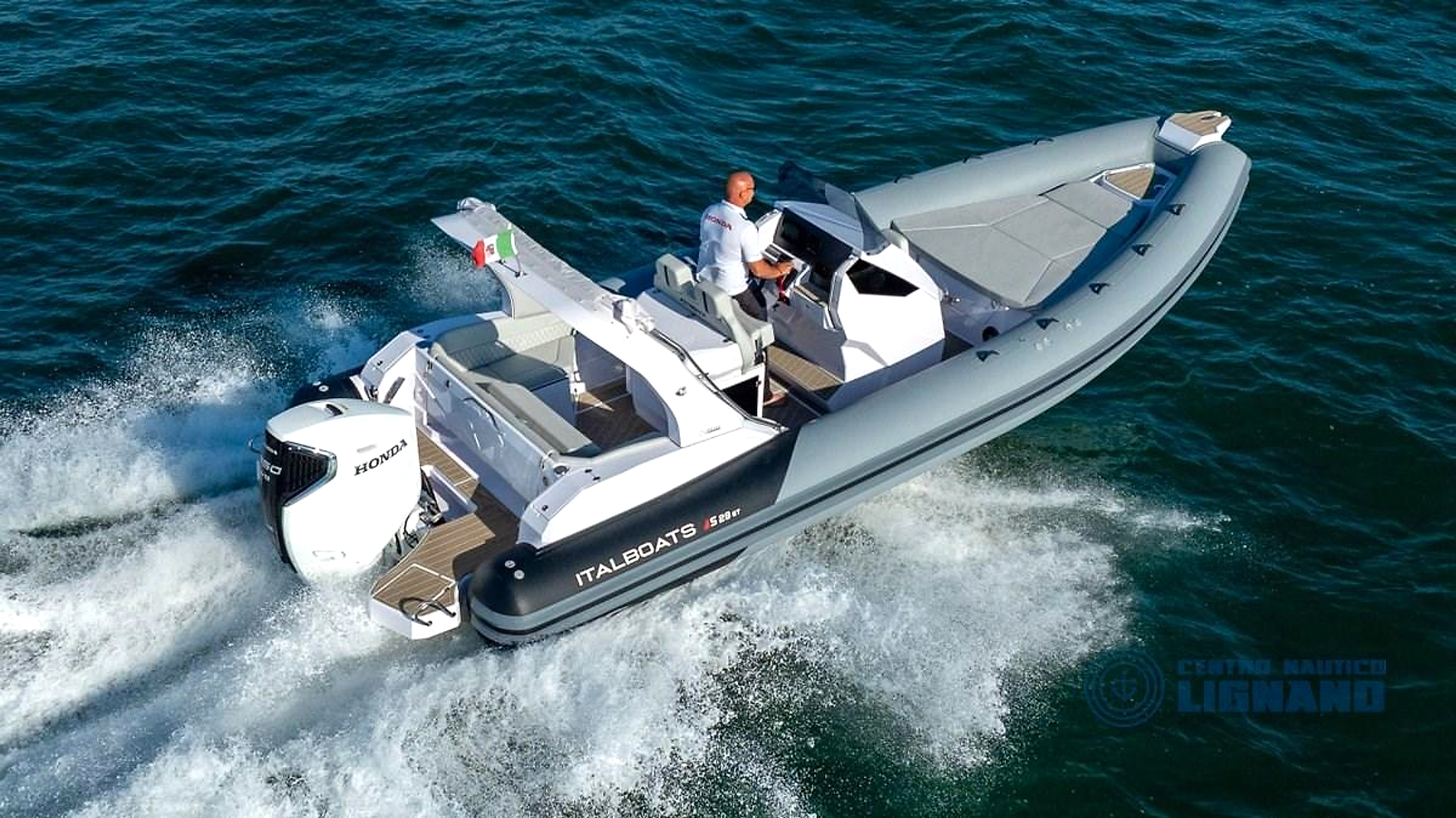 2026 Stingher 28 na czarter (photo 1)