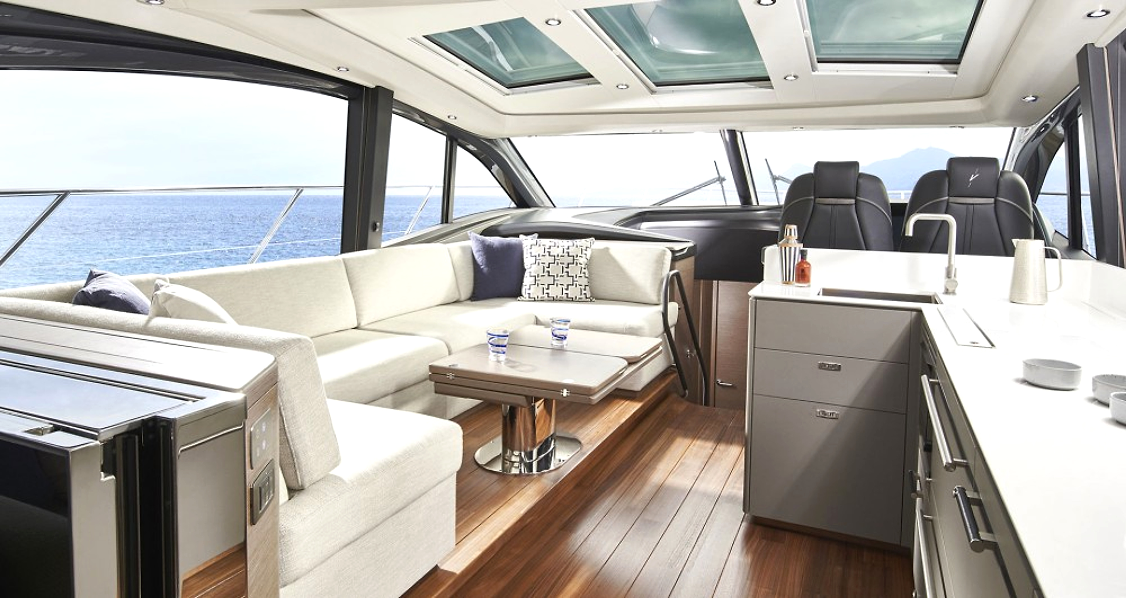 2026 Princess V 55 a noleggio (photo 9)