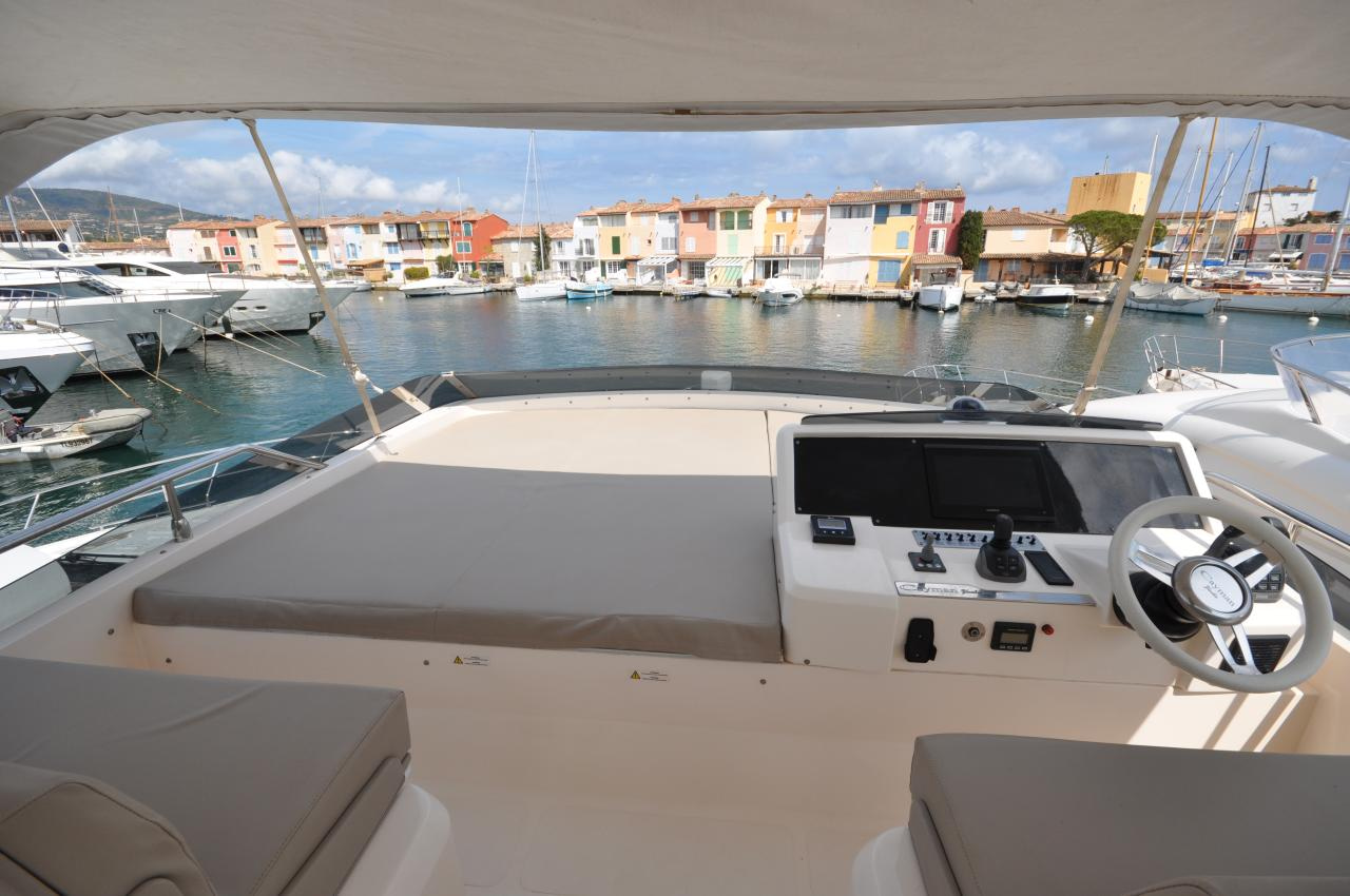 2026 Cayman 52 Flybridge zu chartern (photo 6)