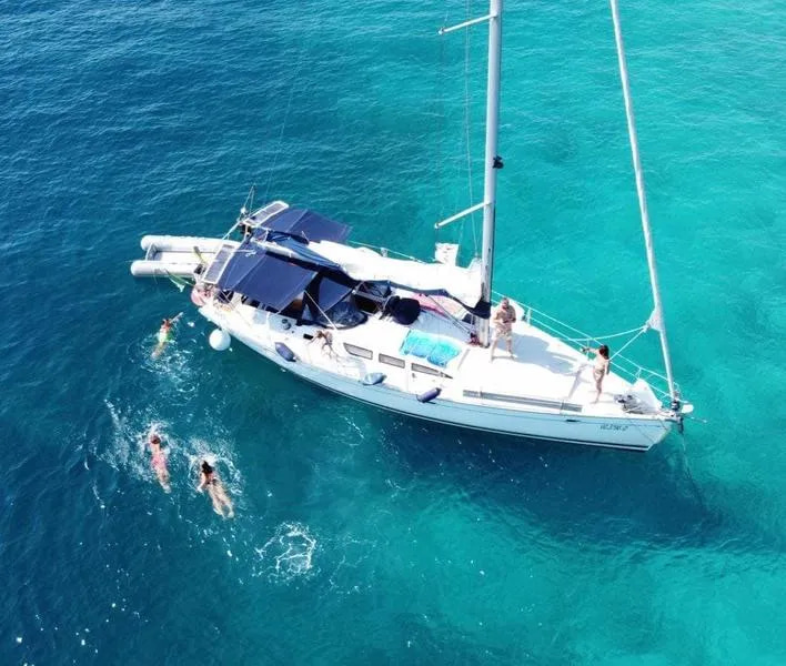 2004 Jeanneau Sun Odissey 43 en alquiler (photo 10)