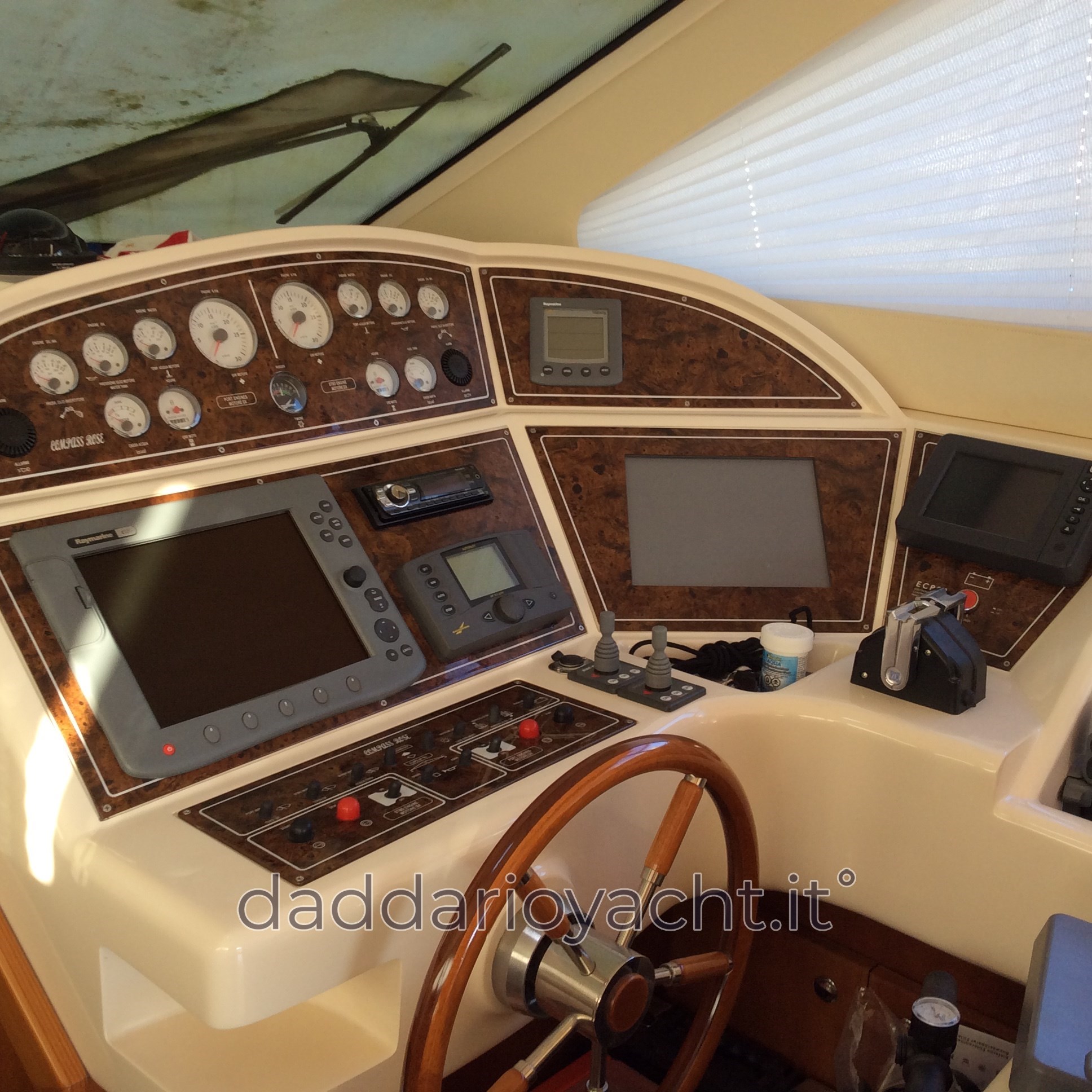 2008 Raffaelli Compass Rose 15 M zu verkaufen (photo 11)
