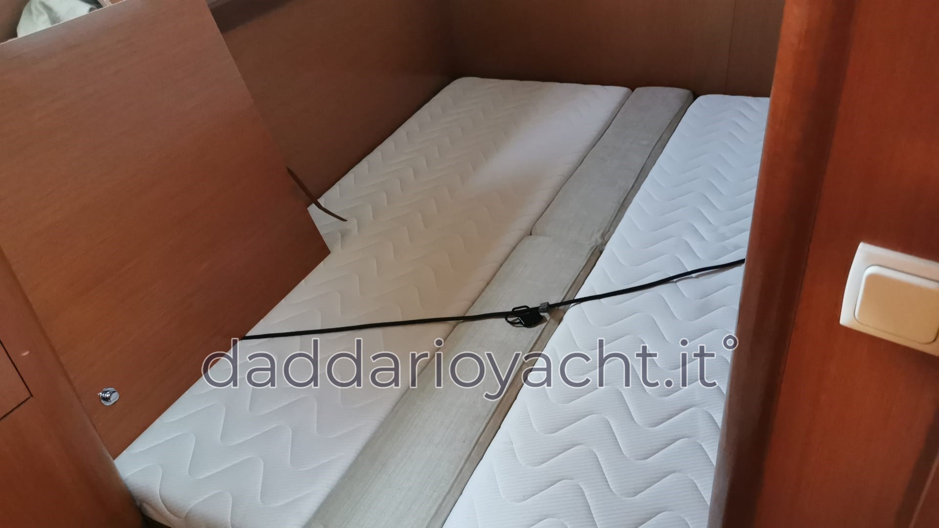 2009 Beneteau Antares 11 à vendre (photo 10)