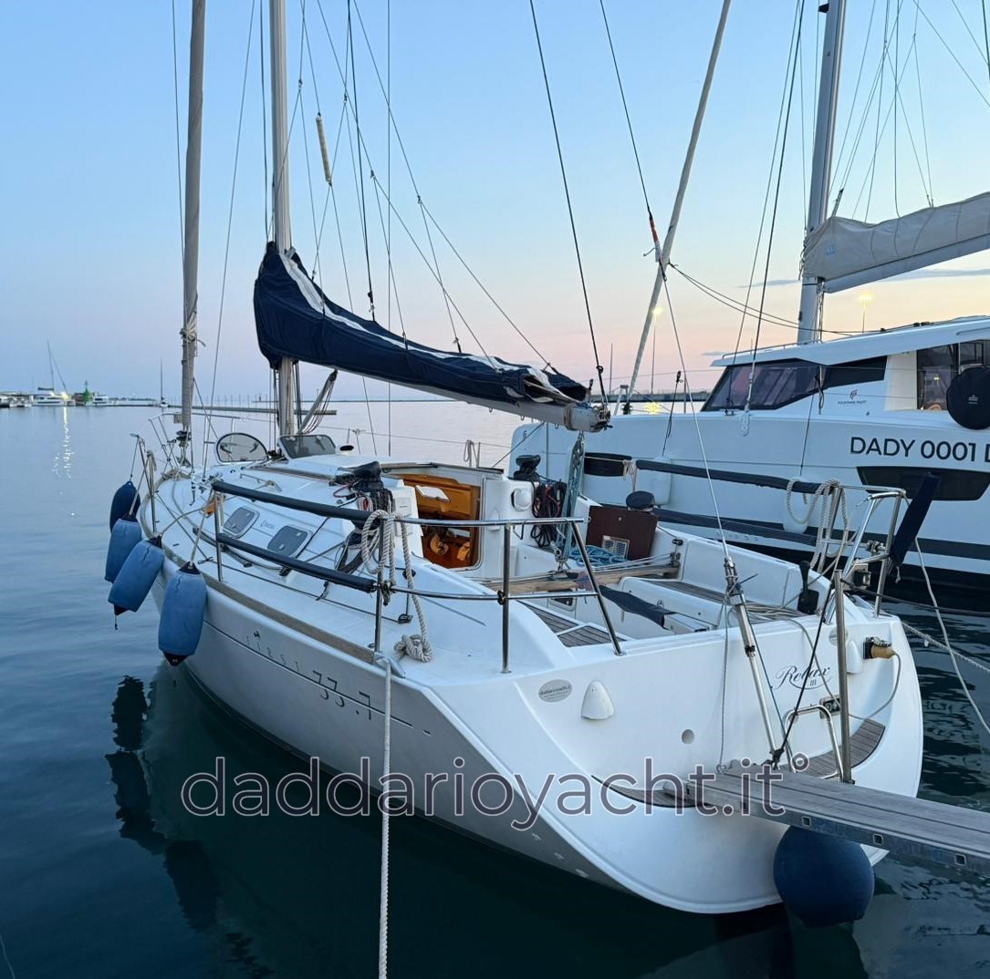 1995 Beneteau First 33.7 te koop (photo 3)