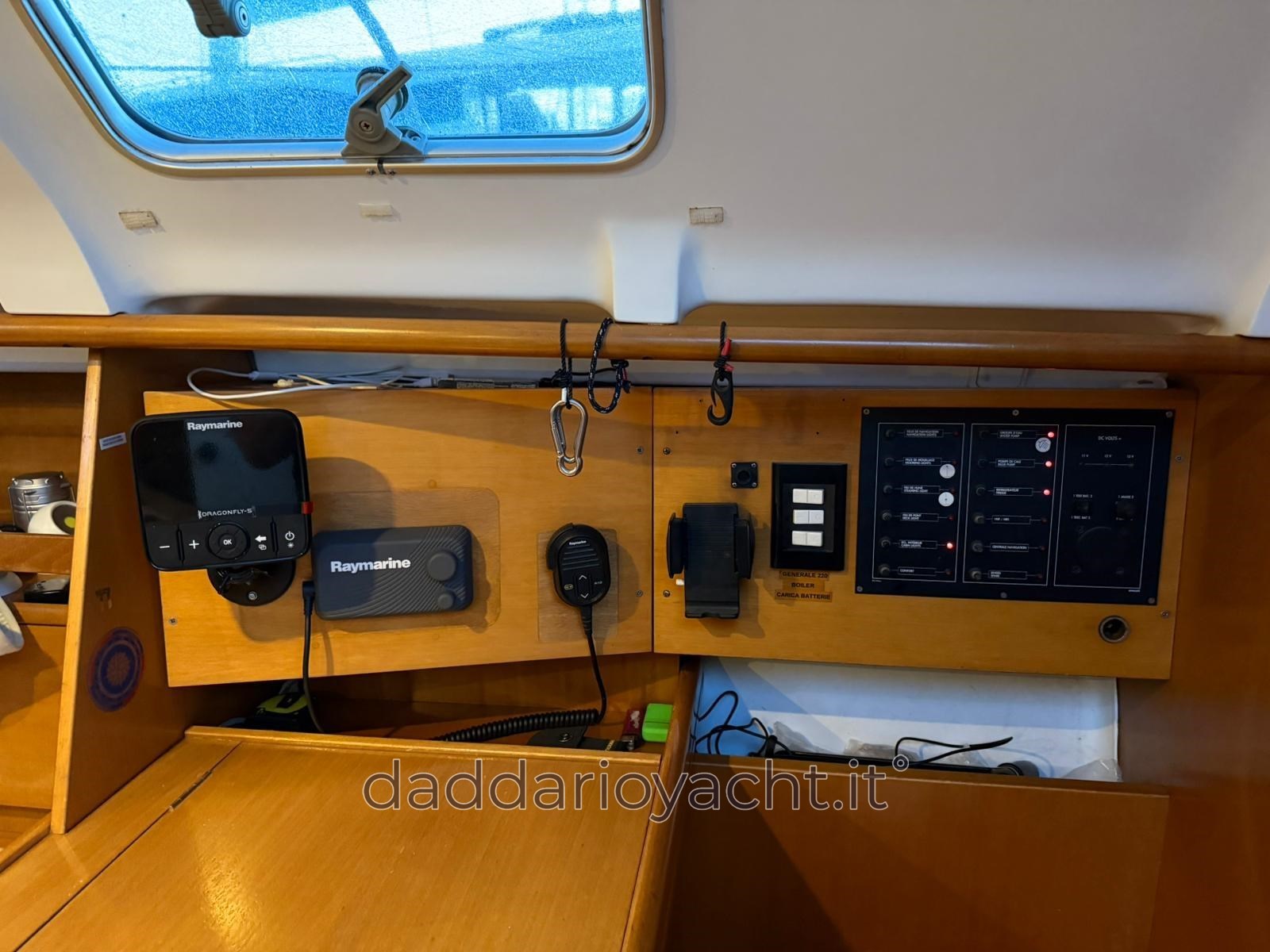 1995 Beneteau First 33.7 te koop (photo 6)