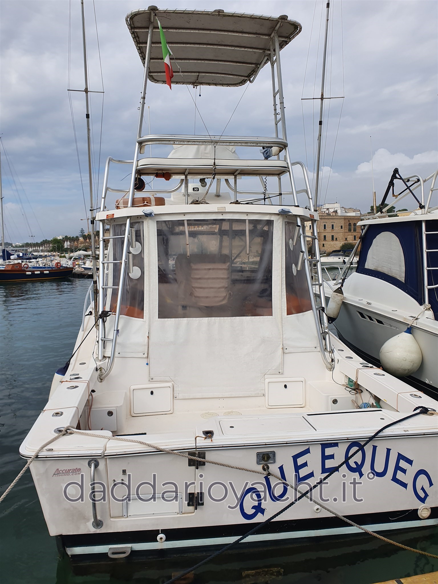2002 Luhrs 320 Fisherman for sale (photo 2)