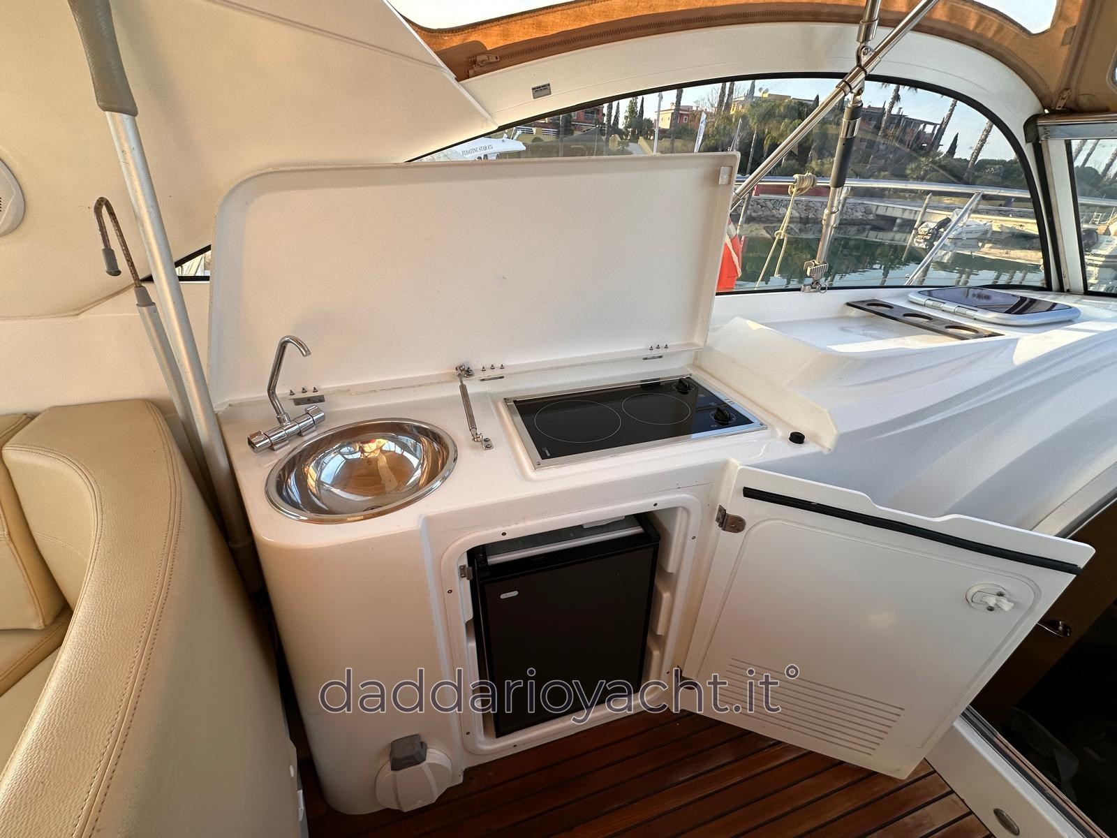 2008 Beneteau Monte Carlo 32 for sale (photo 8)