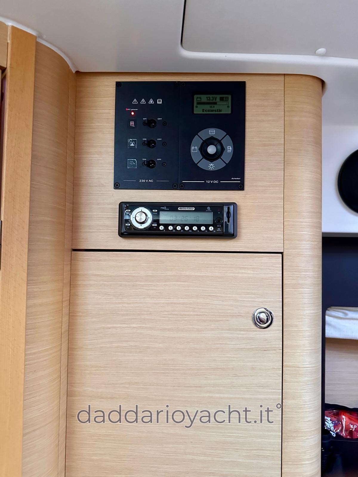 2008 Beneteau Monte Carlo 32 for sale (photo 13)