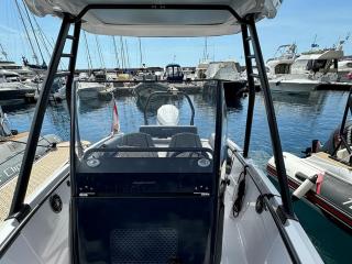 2022 Axopar 22 Spyder for sale (photo 2)