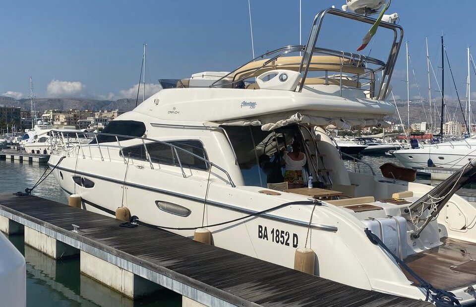 2008 Cranchi Atlantique 50 Fly en venta (photo 4)