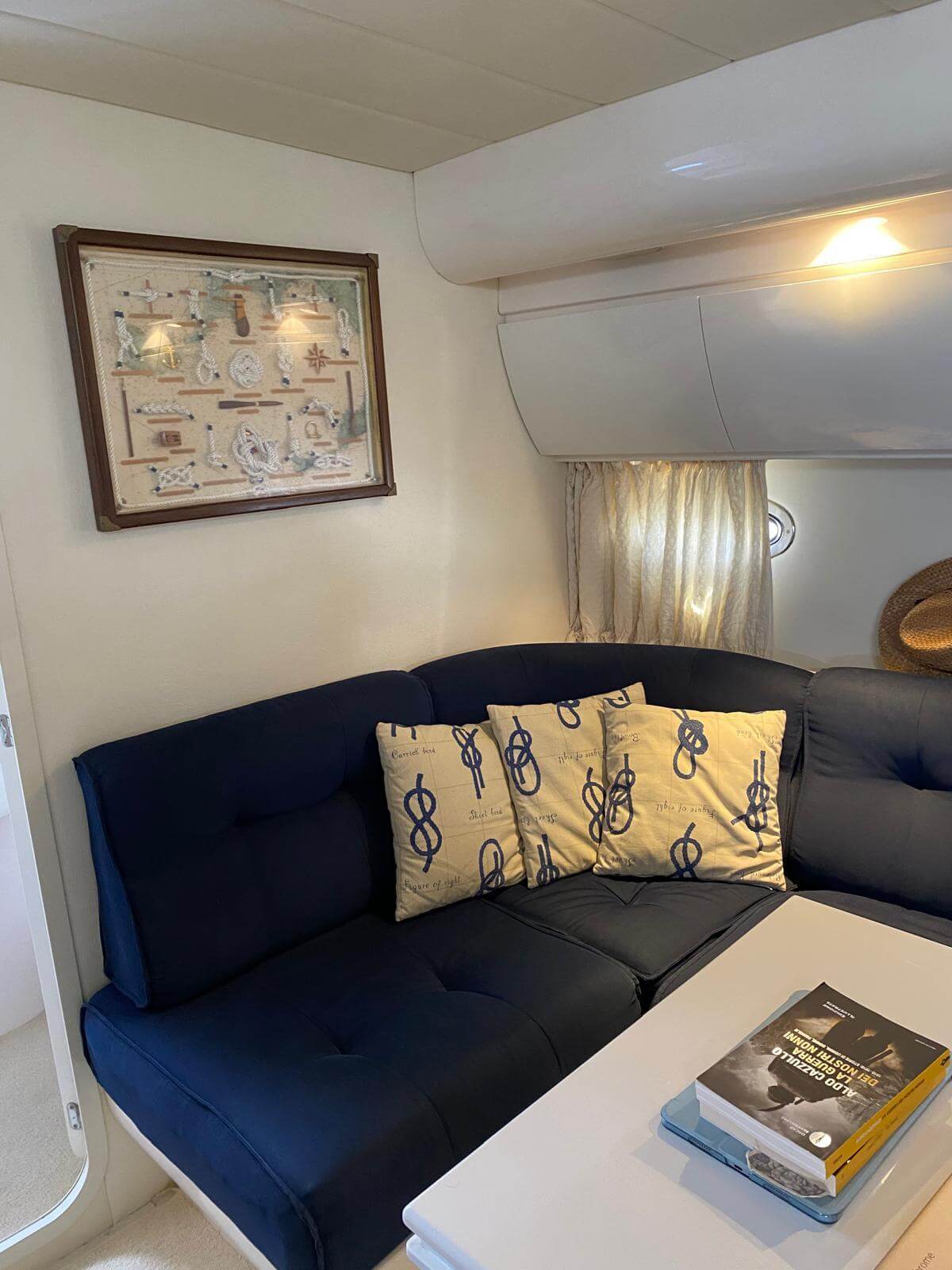 1994 Pershing 38 à vendre (photo 8)