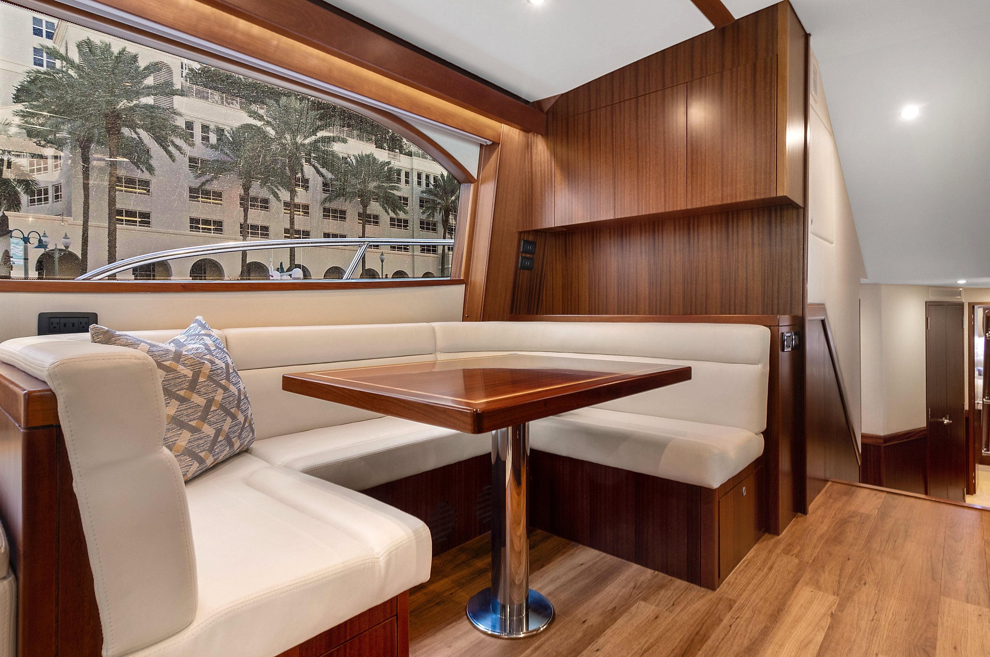 2016 Hatteras Gt63 en venta (photo 11)