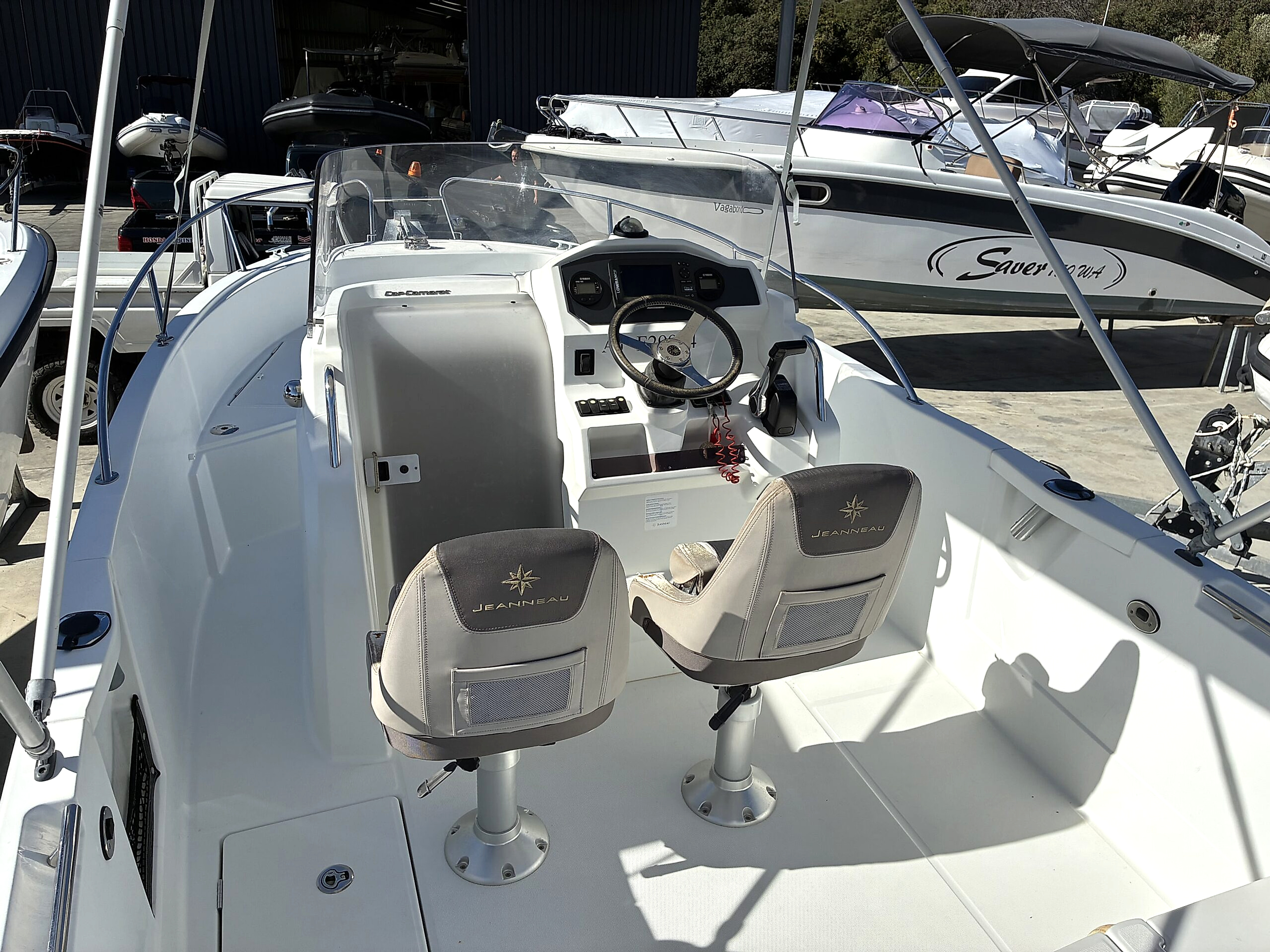 2015 Jeanneau Cap Camarat 6.5 CC S-2 à vendre (photo 3)