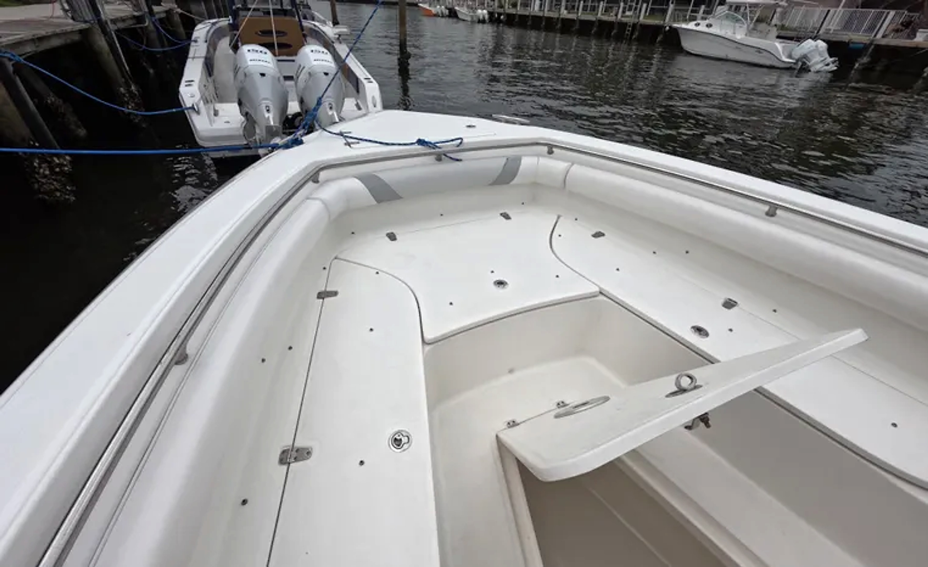 2013 Boston Whaler 320 Outrage for sale (photo 12)