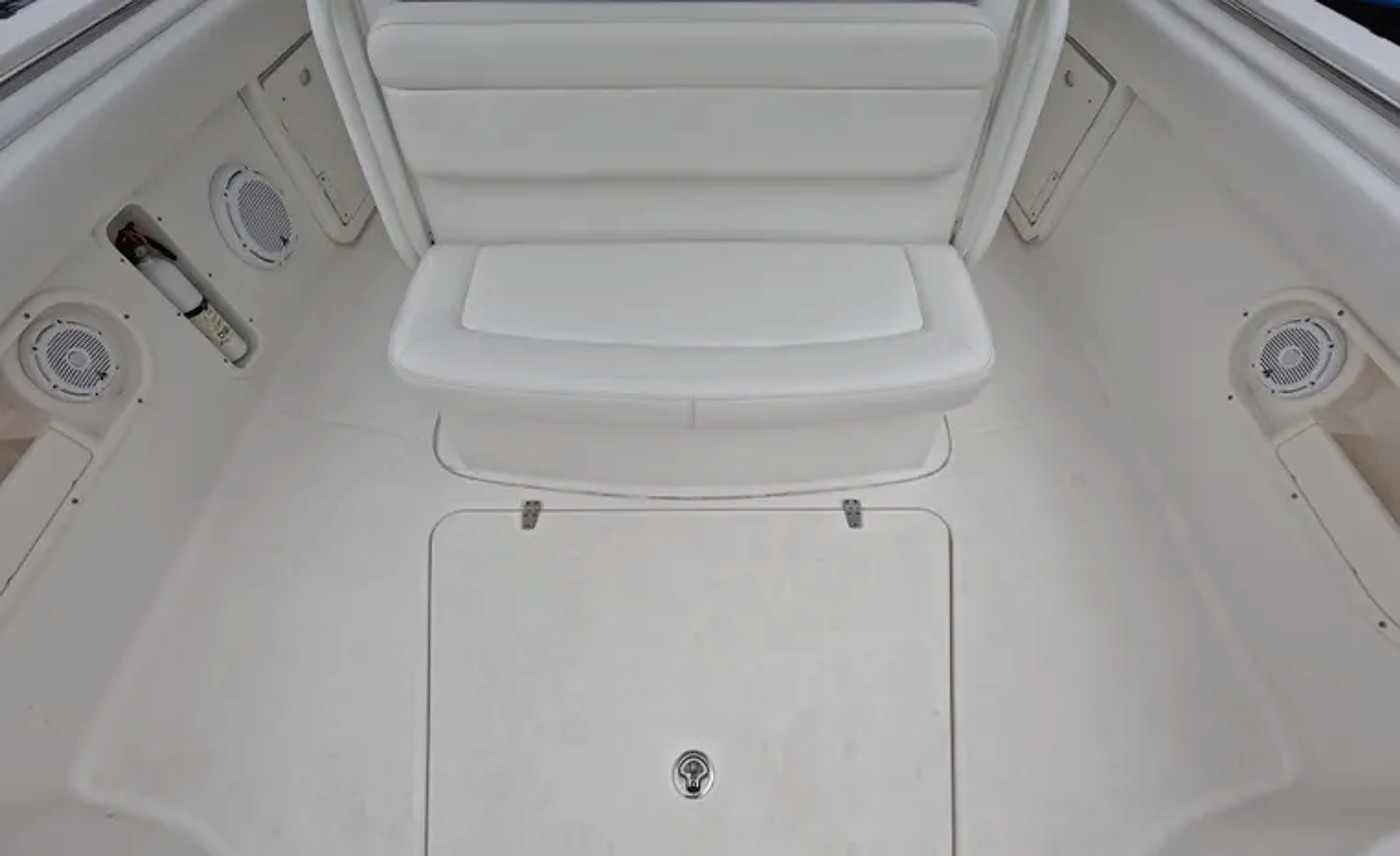 2013 Boston Whaler 320 Outrage for sale (photo 13)