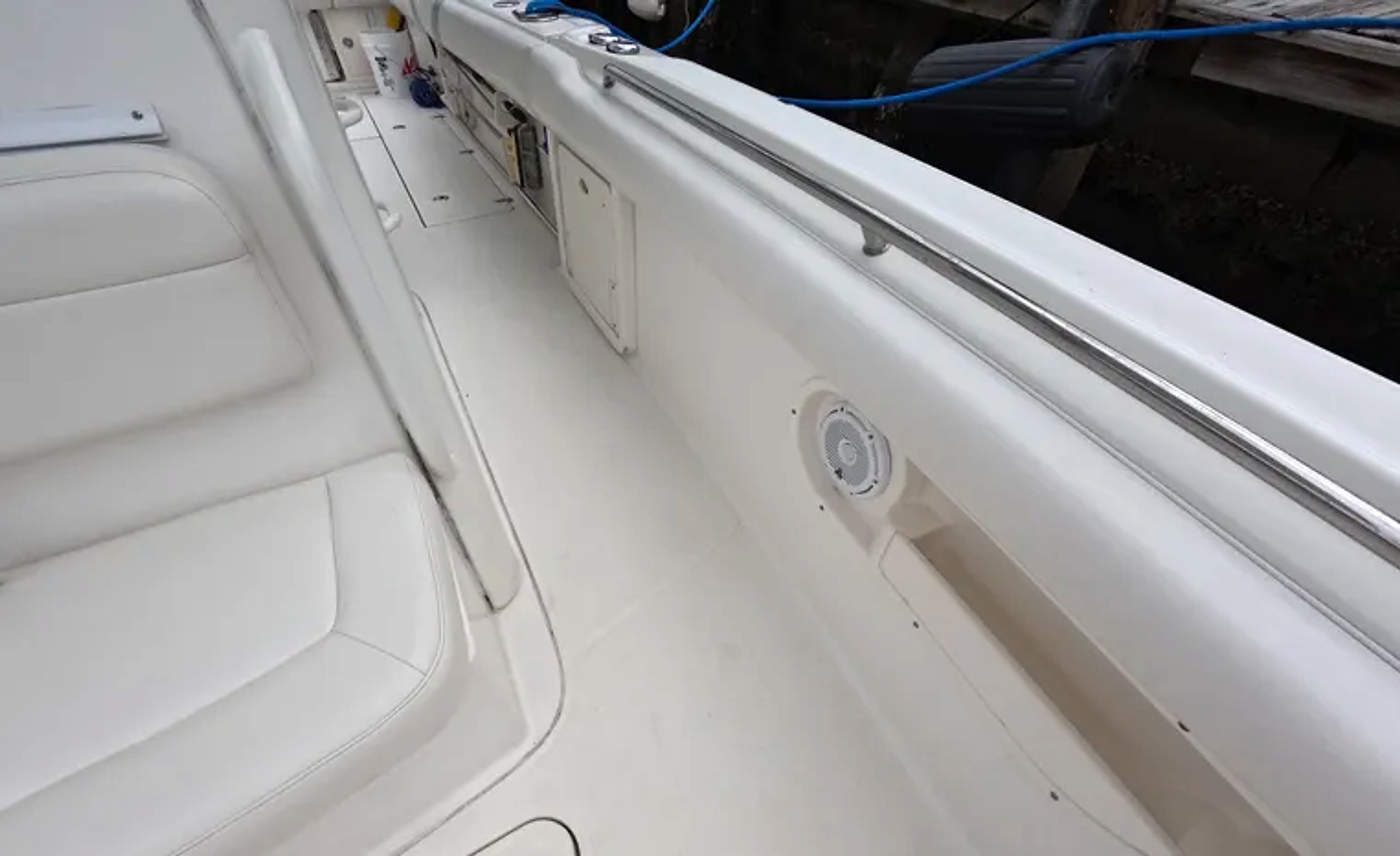 2013 Boston Whaler 320 Outrage for sale (photo 15)