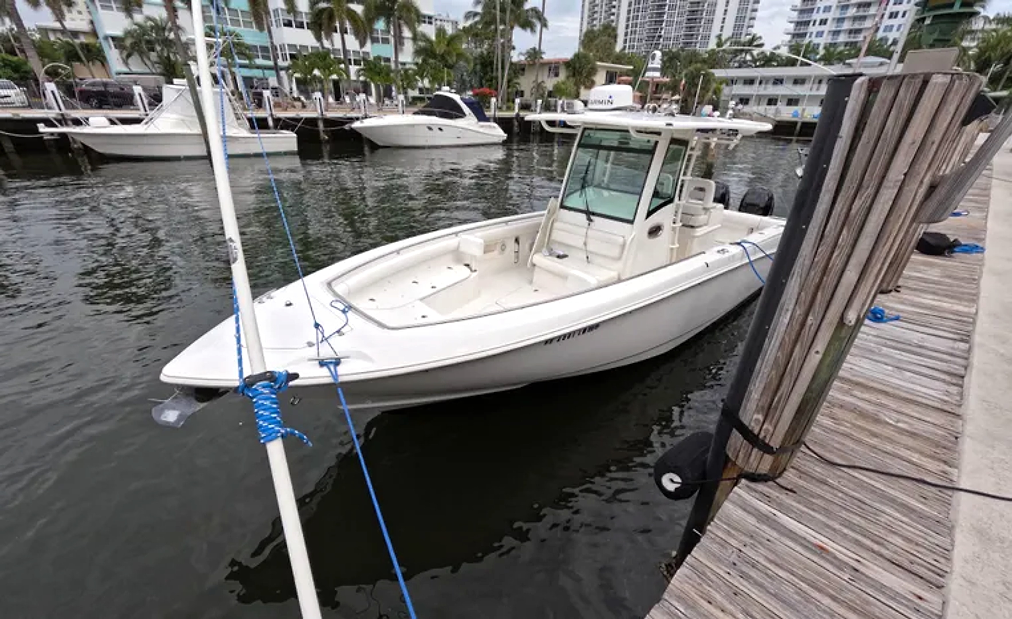 2013 Boston Whaler 320 Outrage for sale (photo 21)
