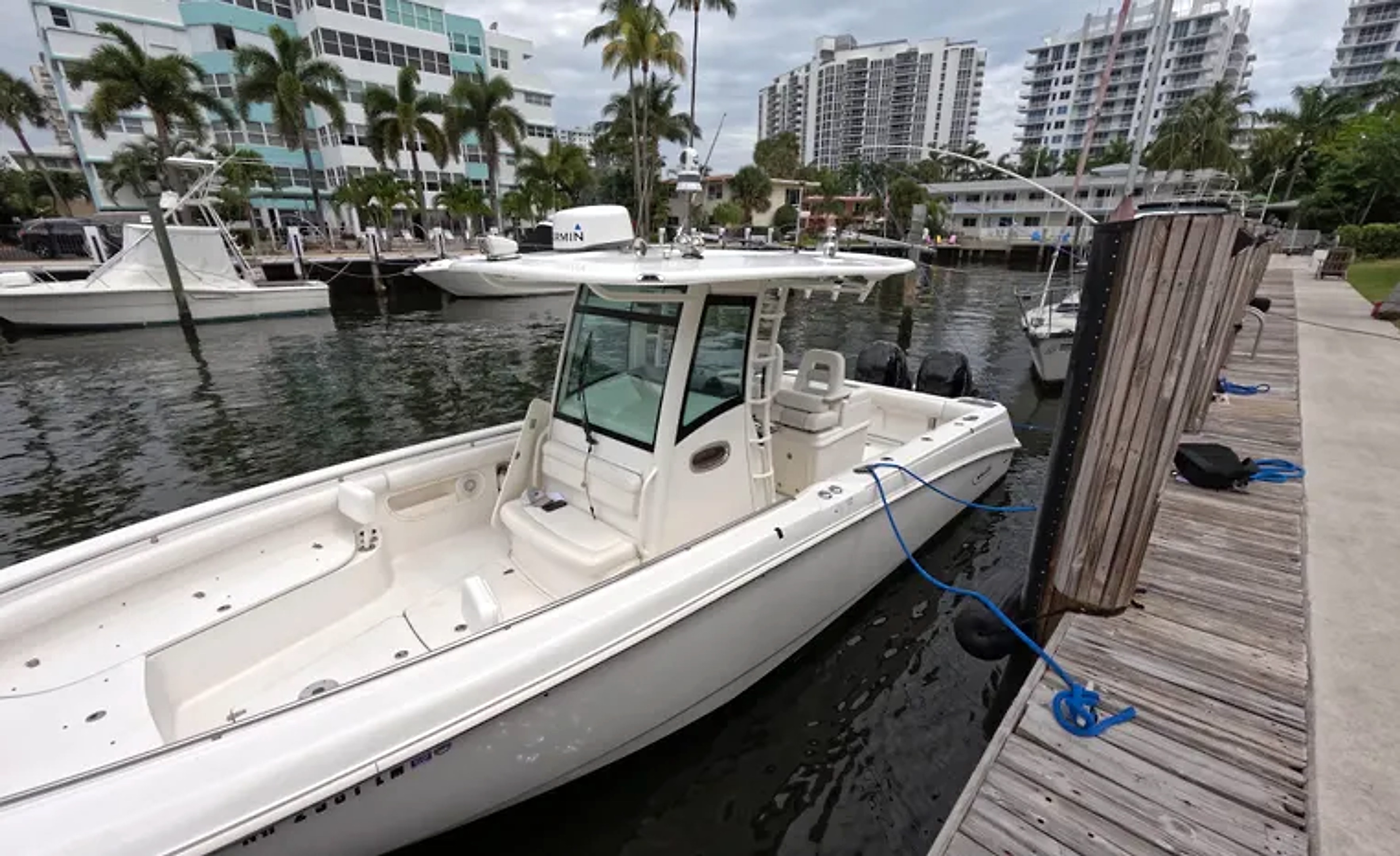 2013 Boston Whaler 320 Outrage for sale (photo 23)
