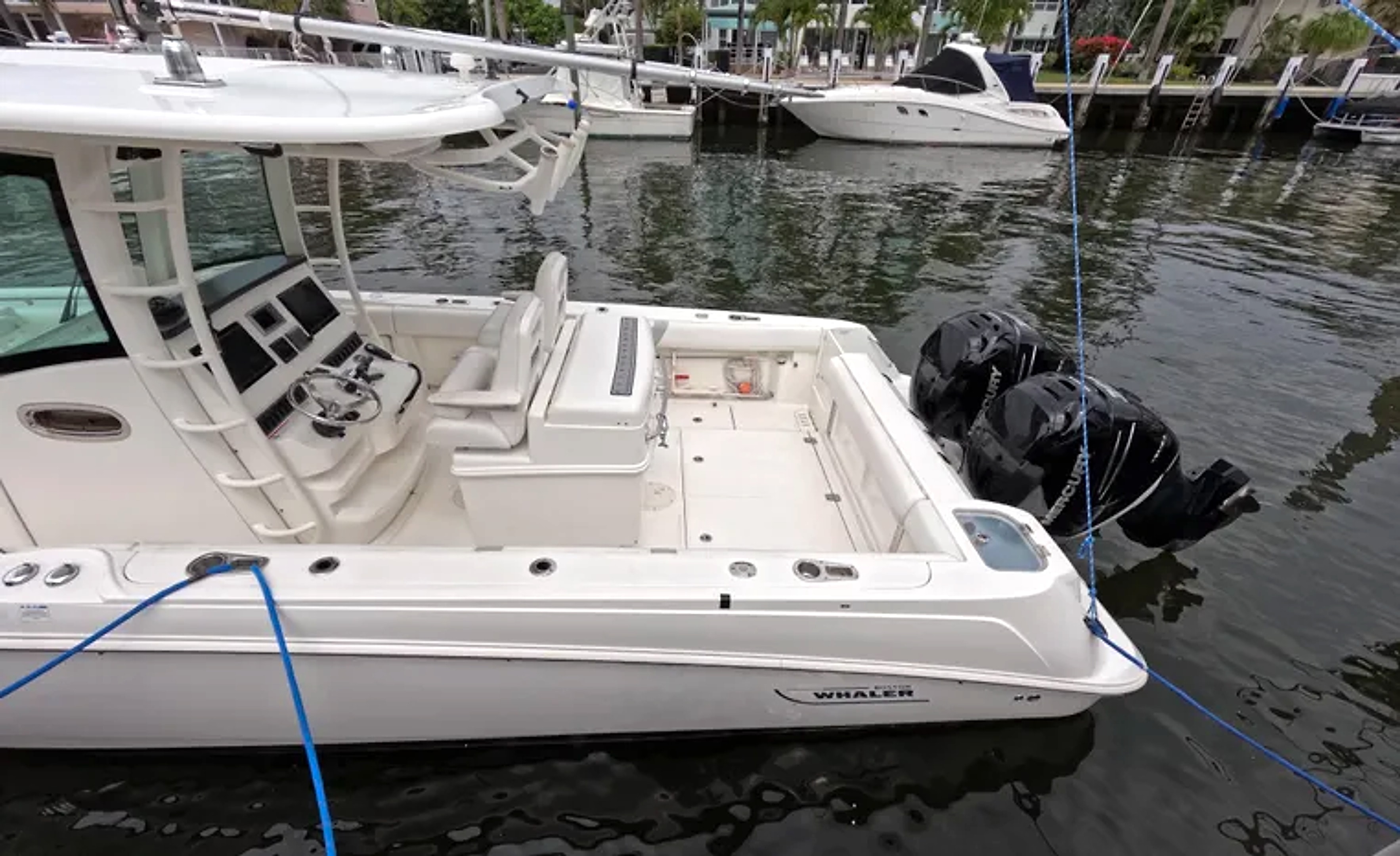 2013 Boston Whaler 320 Outrage for sale (photo 25)