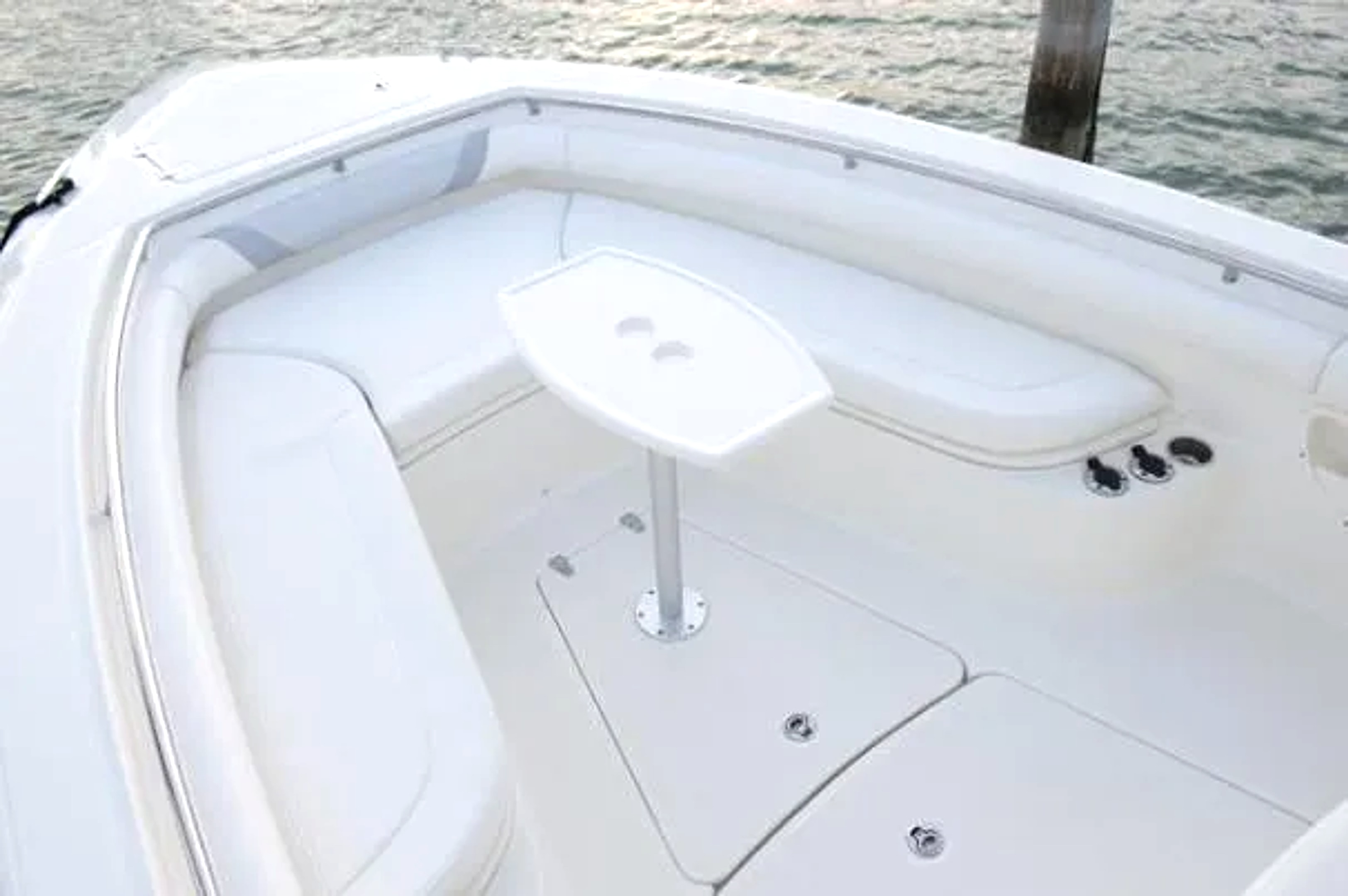 2013 Boston Whaler 320 Outrage for sale (photo 33)