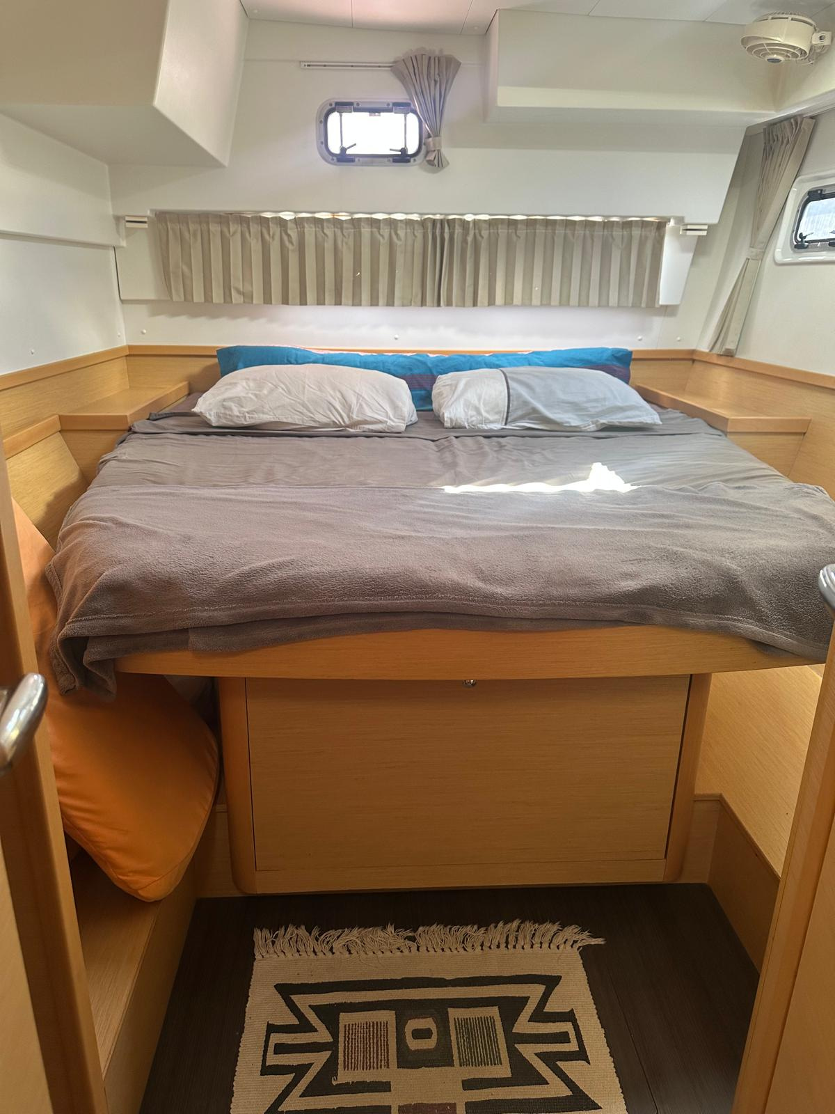 Boat Image