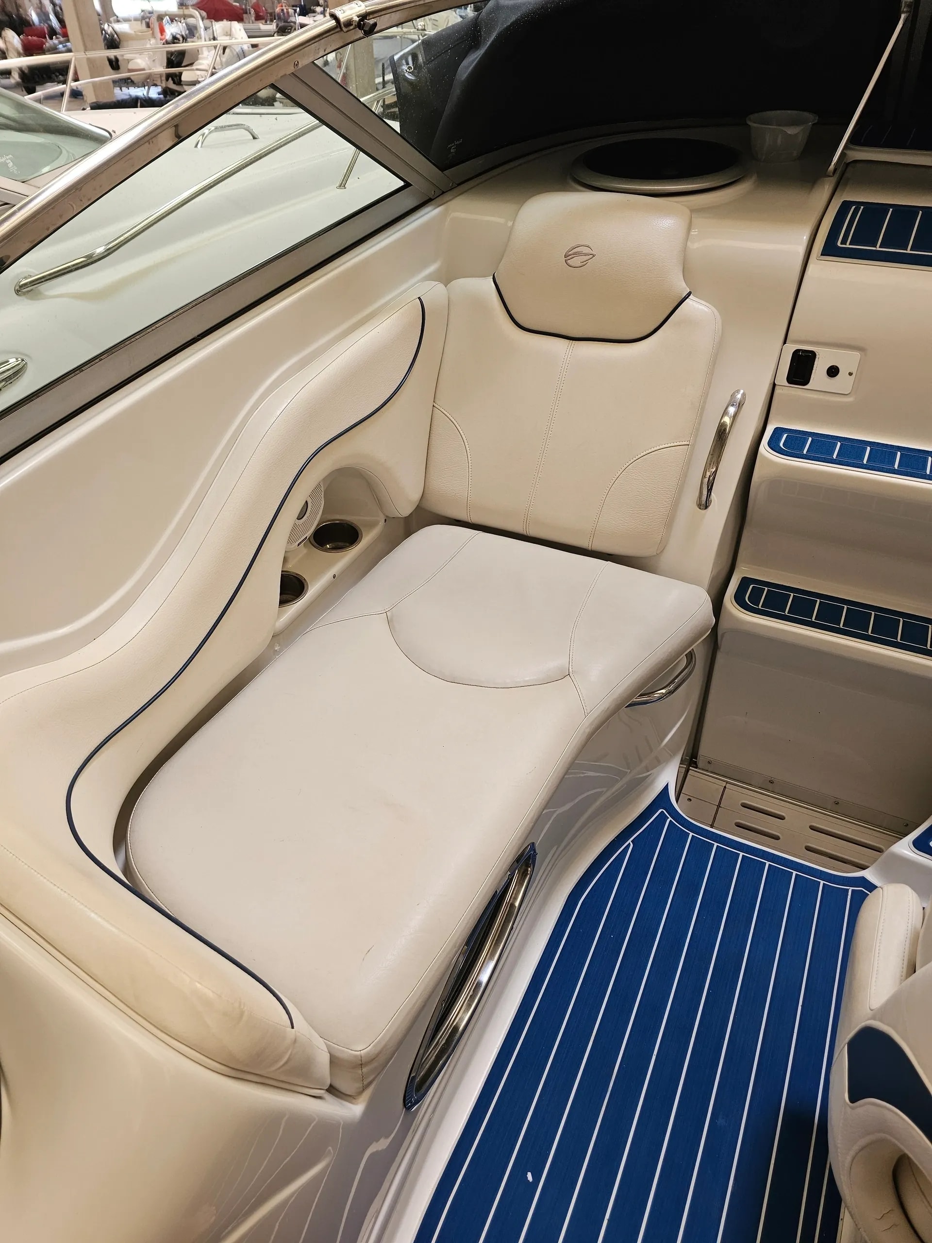 2008 Crownline 270 CR na sprzedaż (photo 5)
