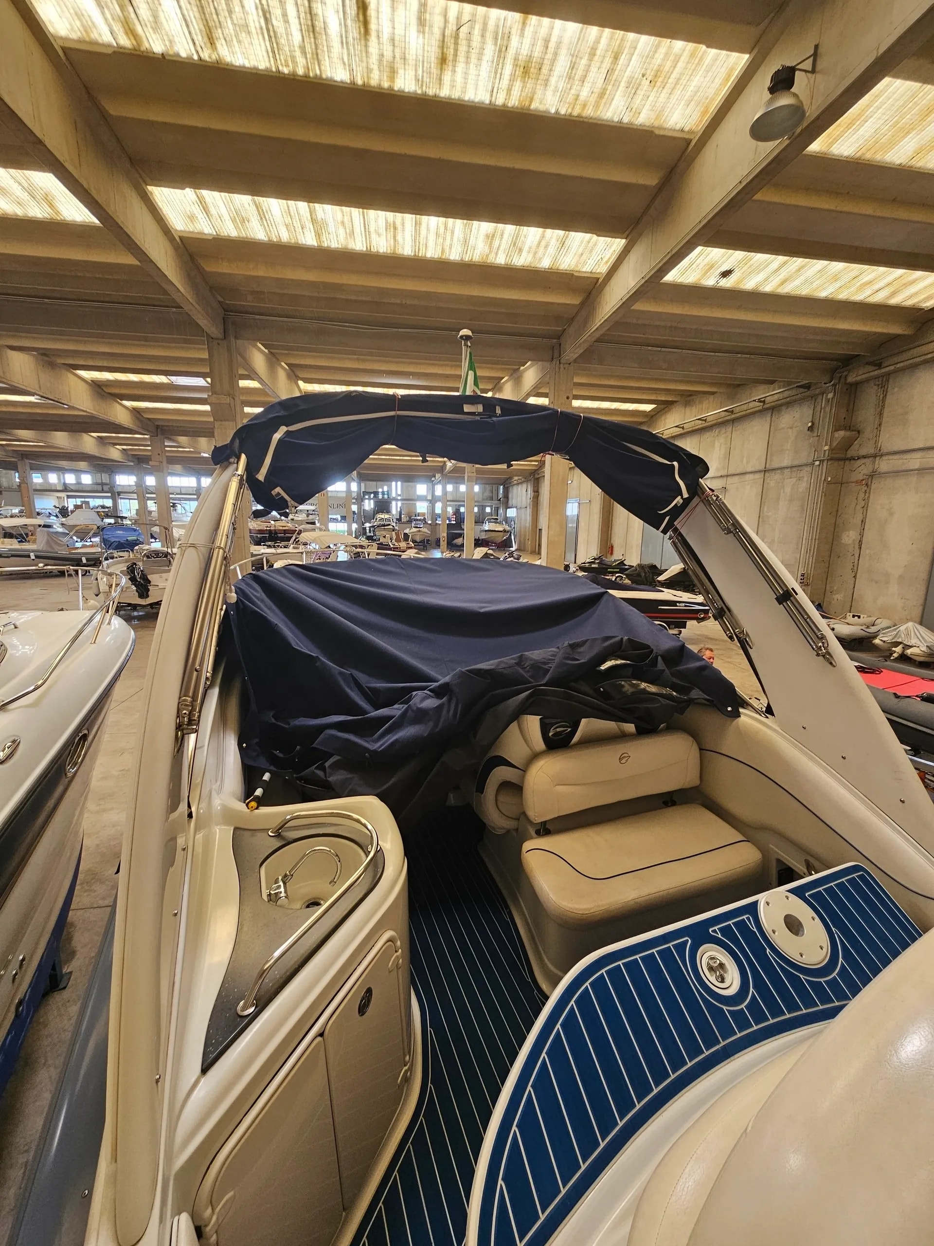 2008 Crownline 270 CR na sprzedaż (photo 13)