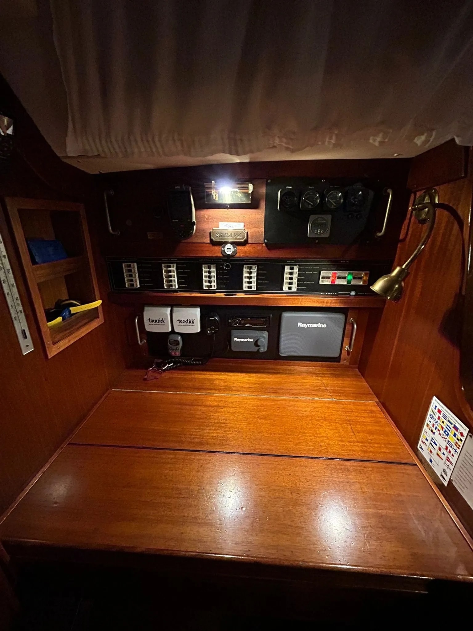 1982 Sweden Yachts C41 for sale (photo 15)