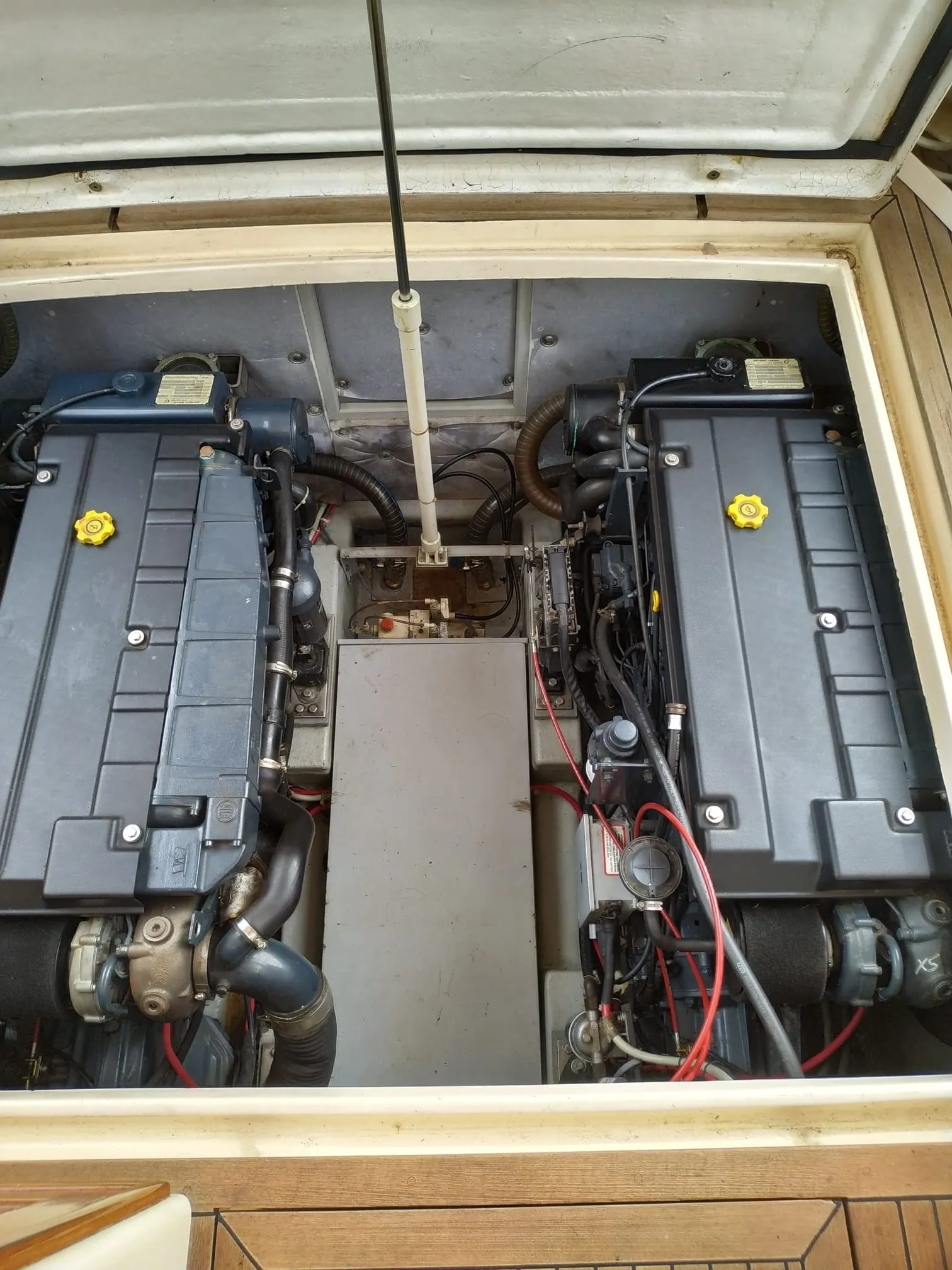 2002 Aprea Smeraldo 9 Cabinato for sale (photo 2)